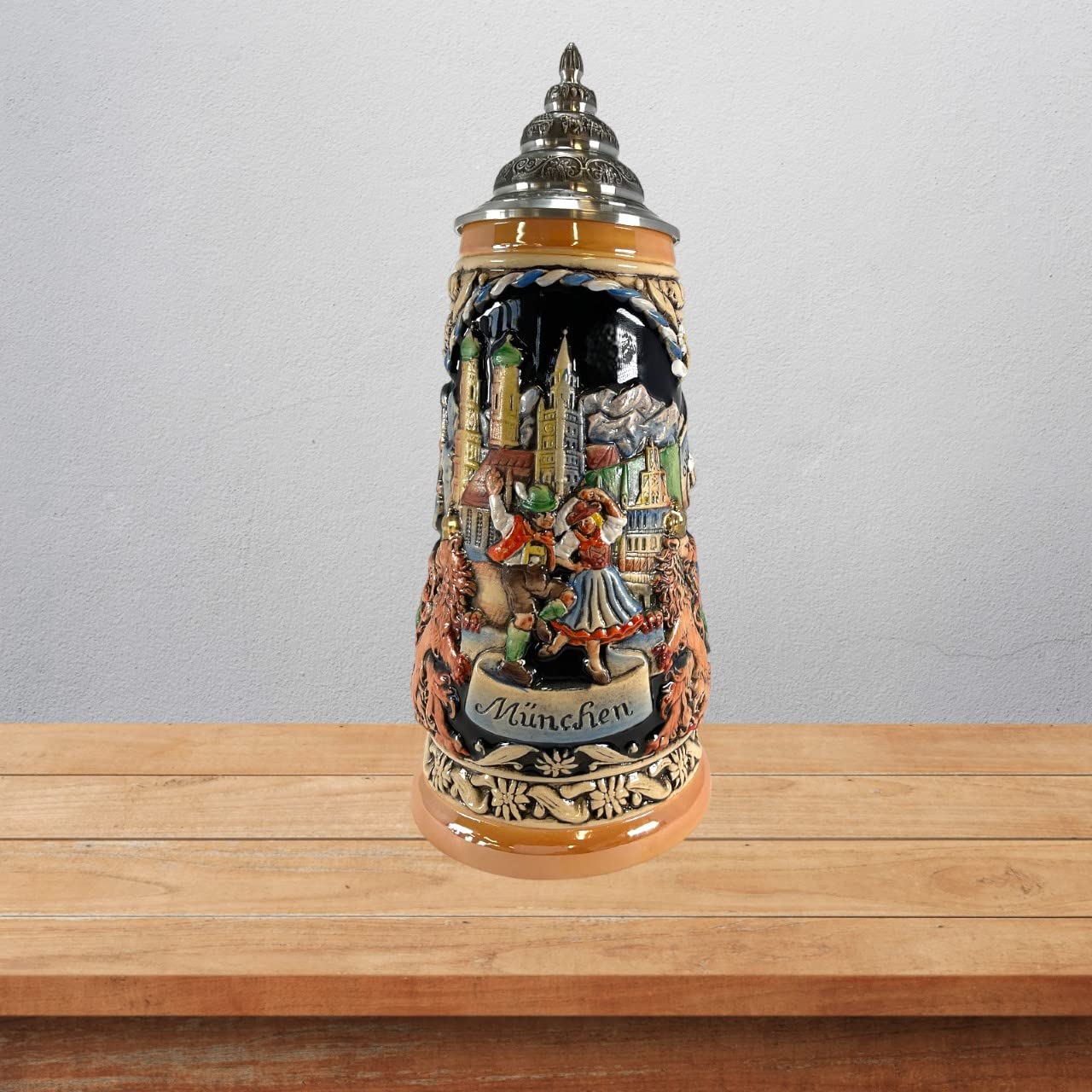 Authentic Munich Landmarks German Beer Stein .5L - Oktoberfest Bavaria Collectible Mug - Perfect for Beer Lovers, Home Bar Decor & German Culture Enthusiasts