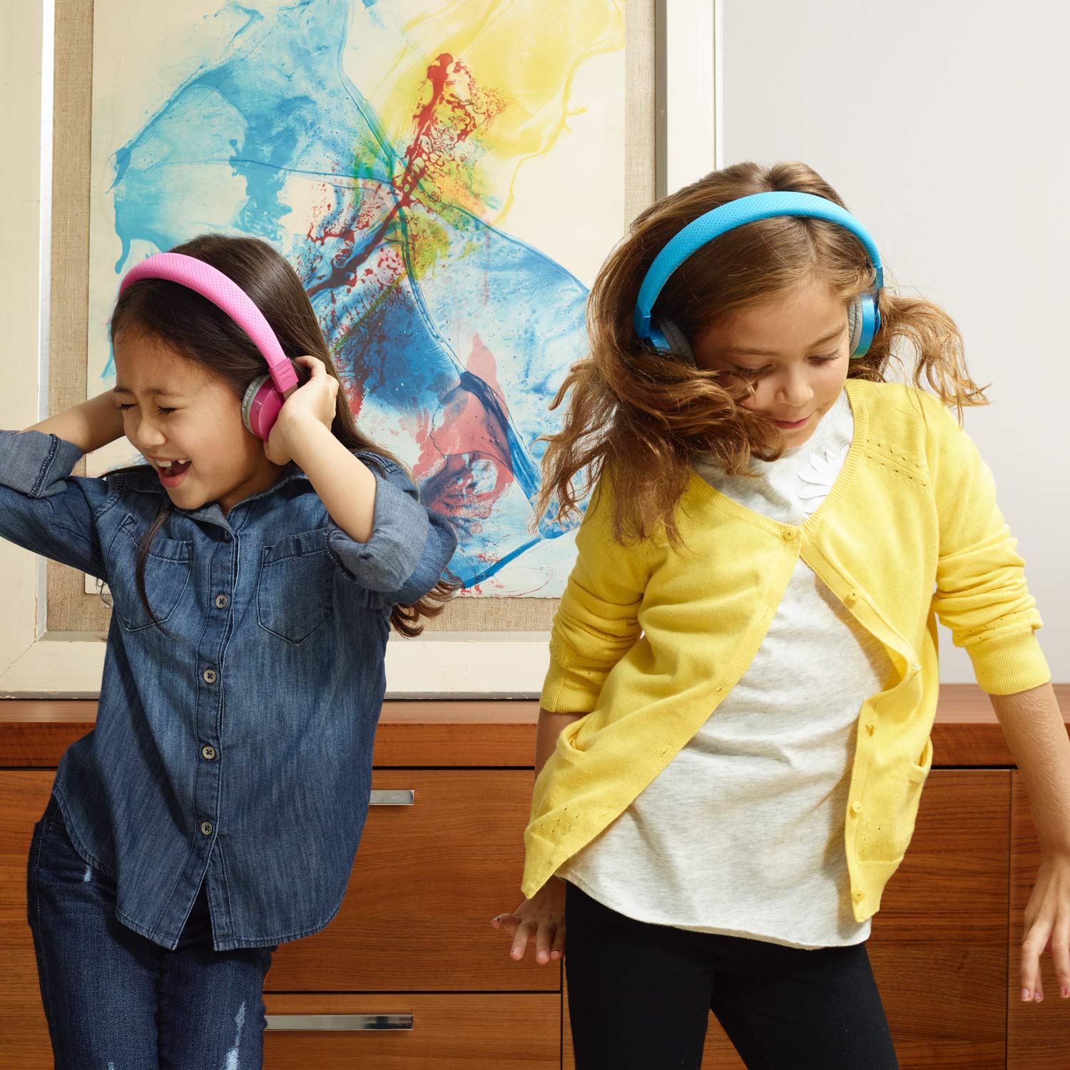 LilGadgets Untangled Pro Wireless Kids Headphones with Microphone - Volume Limited Safe Listening, SharePort Technology, SoftTouch Ear Pads - Green Bluetooth Headphones for School, Travel & Home Use