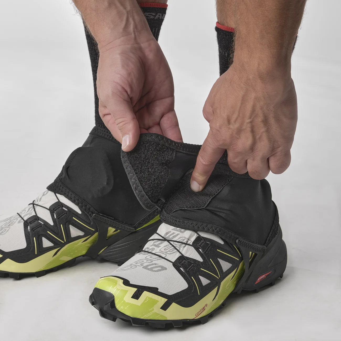 Salomon Low Trail Gaiters - Waterproof Hiking Leg Protection for Outdoor Adventures - Perfect for Trail Running, Hiking & Mountain Climbing