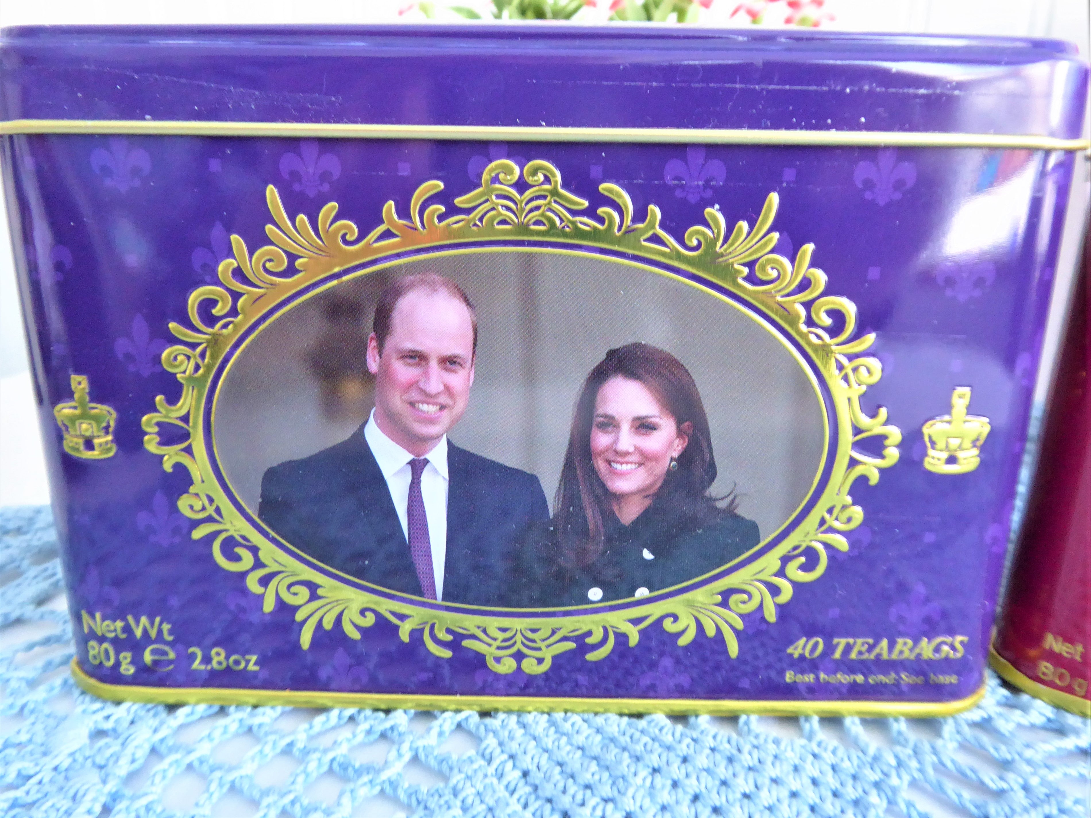 Royal Wedding Commemorative Tea Tins - Duke & Duchess of Cambridge & Sussex - Perfect for Tea Lovers, Collectors & Royal Memorabilia Fans - Great for Gifts, Home Decor & British Tea Parties