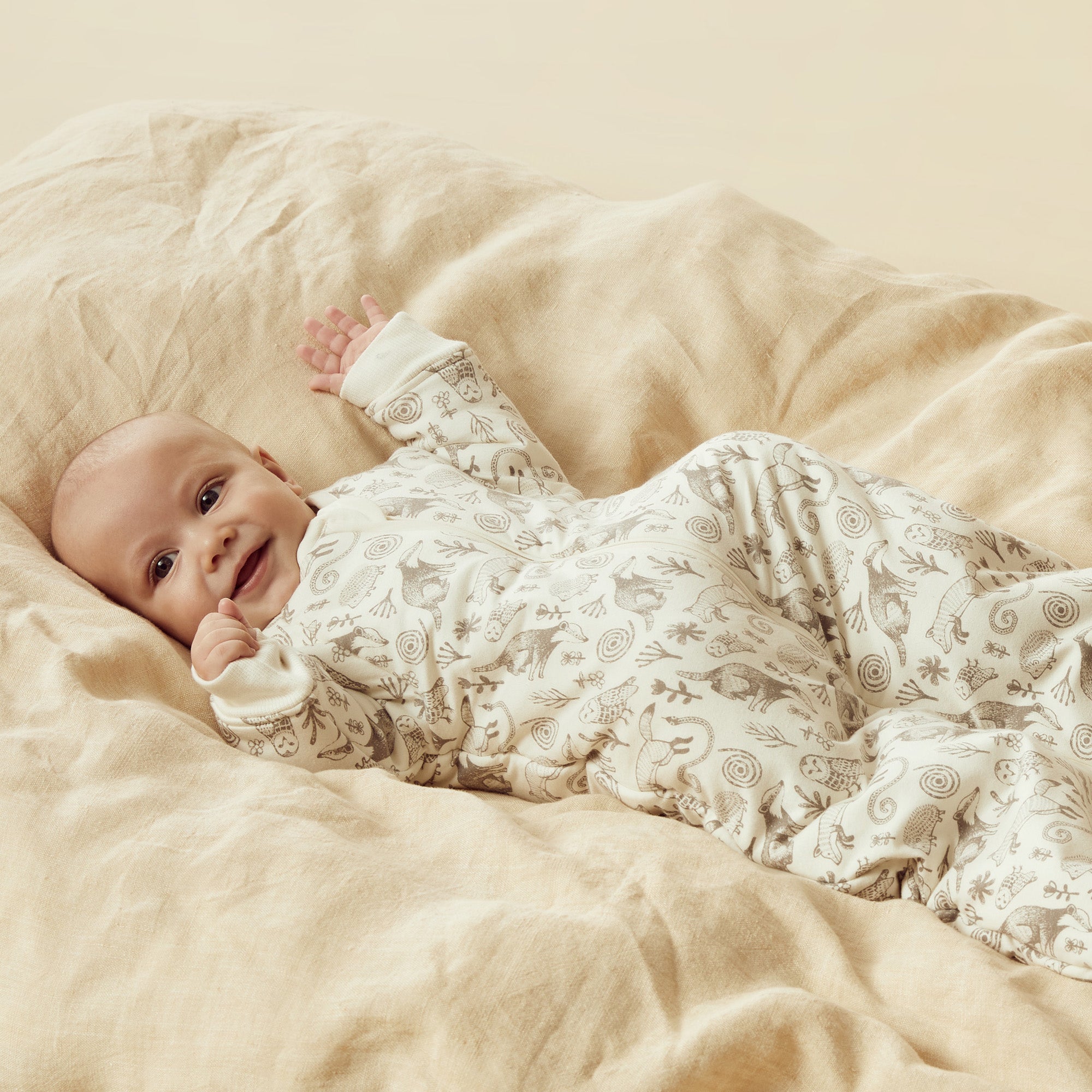 Organic Cotton Long Sleeve Sleeping Bag for Babies - 3.5 TOG Warm & Breathable - Perfect for Nursery, Travel & Outdoor Adventures