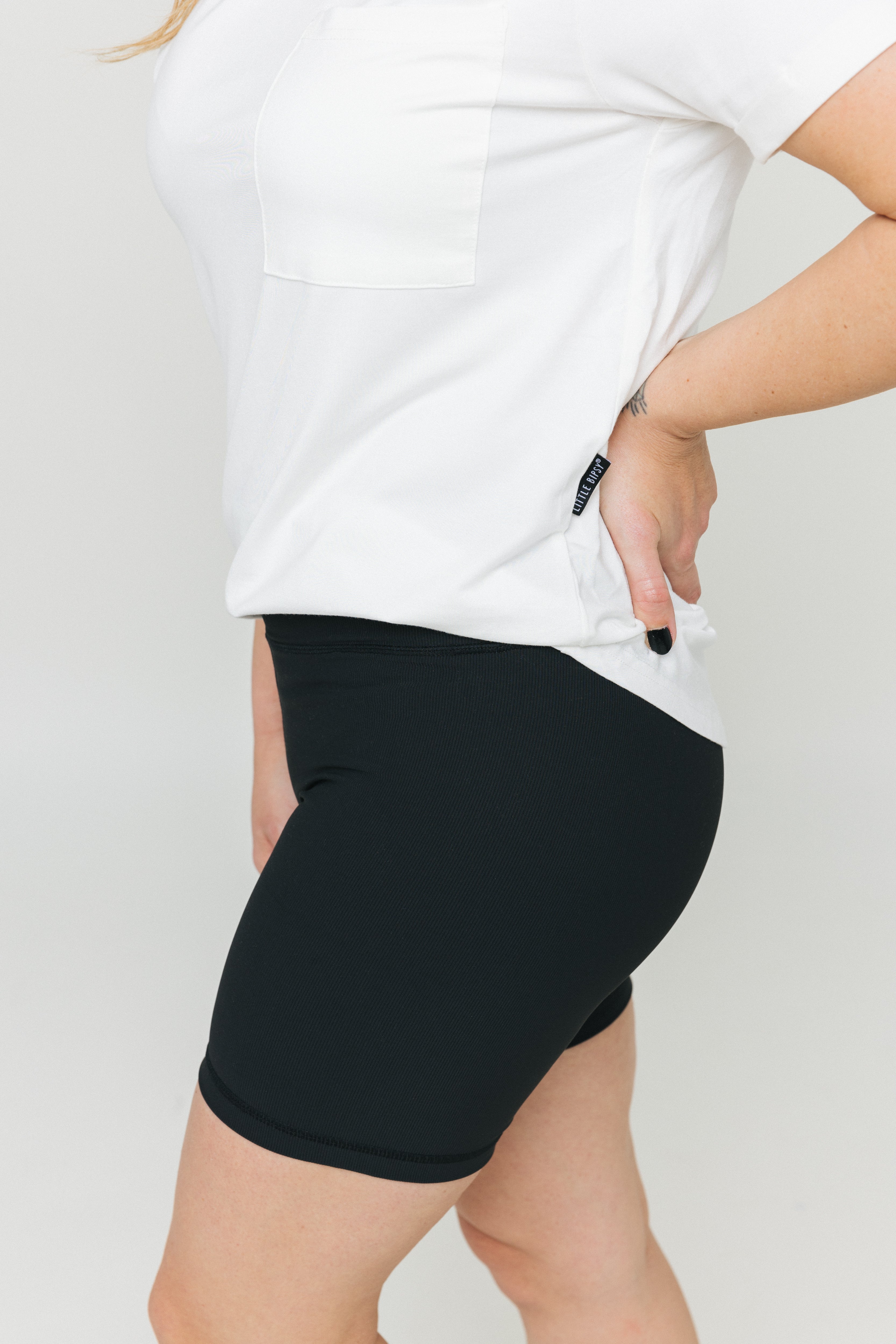 Premium Men's Bamboo Pocket T-Shirt - Soft & Breathable Eco-Friendly Tee - Off White - Perfect for Casual Wear, Travel & Everyday Comfort