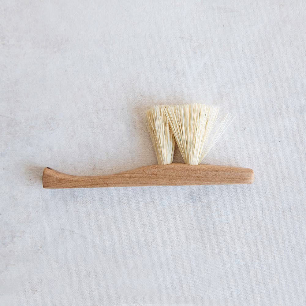 MT0961 Small Wooden Counter Brush - Natural Wood Handle, Compact Cleaning Tool for Kitchen, Bathroom, and Office Surfaces - Perfect for Dusting, Sweeping, and Daily Maintenance