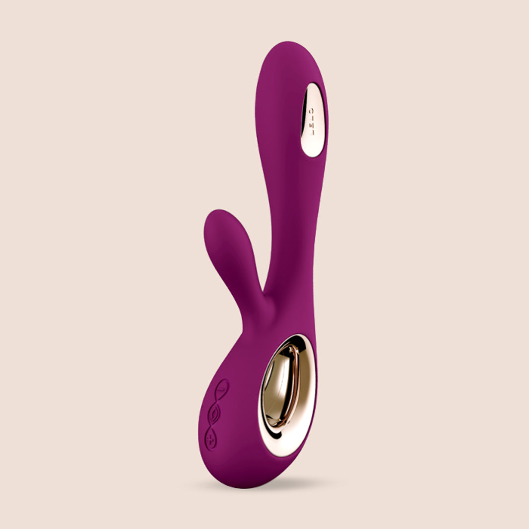 LELO SORAYA Wave - Luxury Rechargeable Vibrator with Patented WaveMotion Technology for Couples & Solo Pleasure - Perfect for Romantic Nights & Self-Care Moments