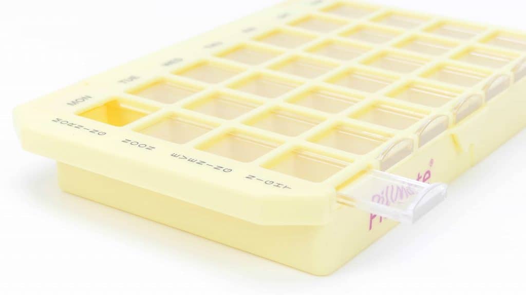 Alvita 7-Day Large Capacity Weekly Pill Organizer with Removable Tray - Perfect for Vitamins, Medications & Daily Supplements (Morning & Evening Doses) - Ideal for Travel, Home & Office Use