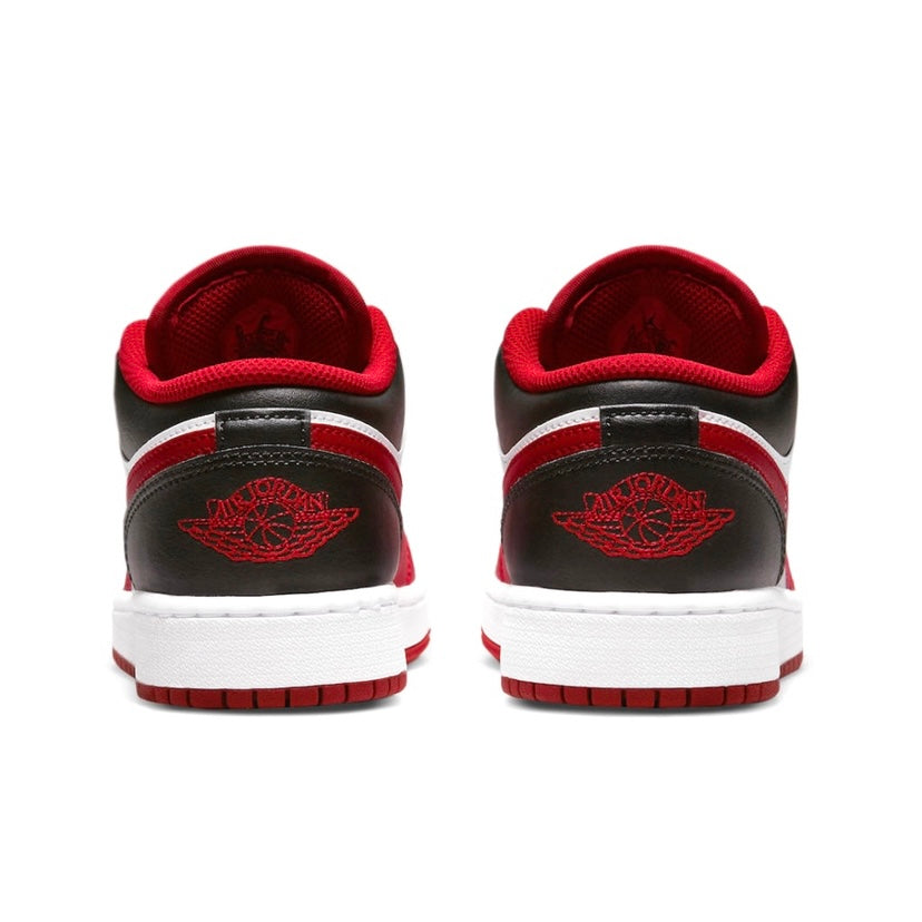 Air Jordan 1 Low GS Sneakers - Chicago Bulls Colorway (Gym Red/Black) for Basketball, Casual Wear & Street Style Fashion