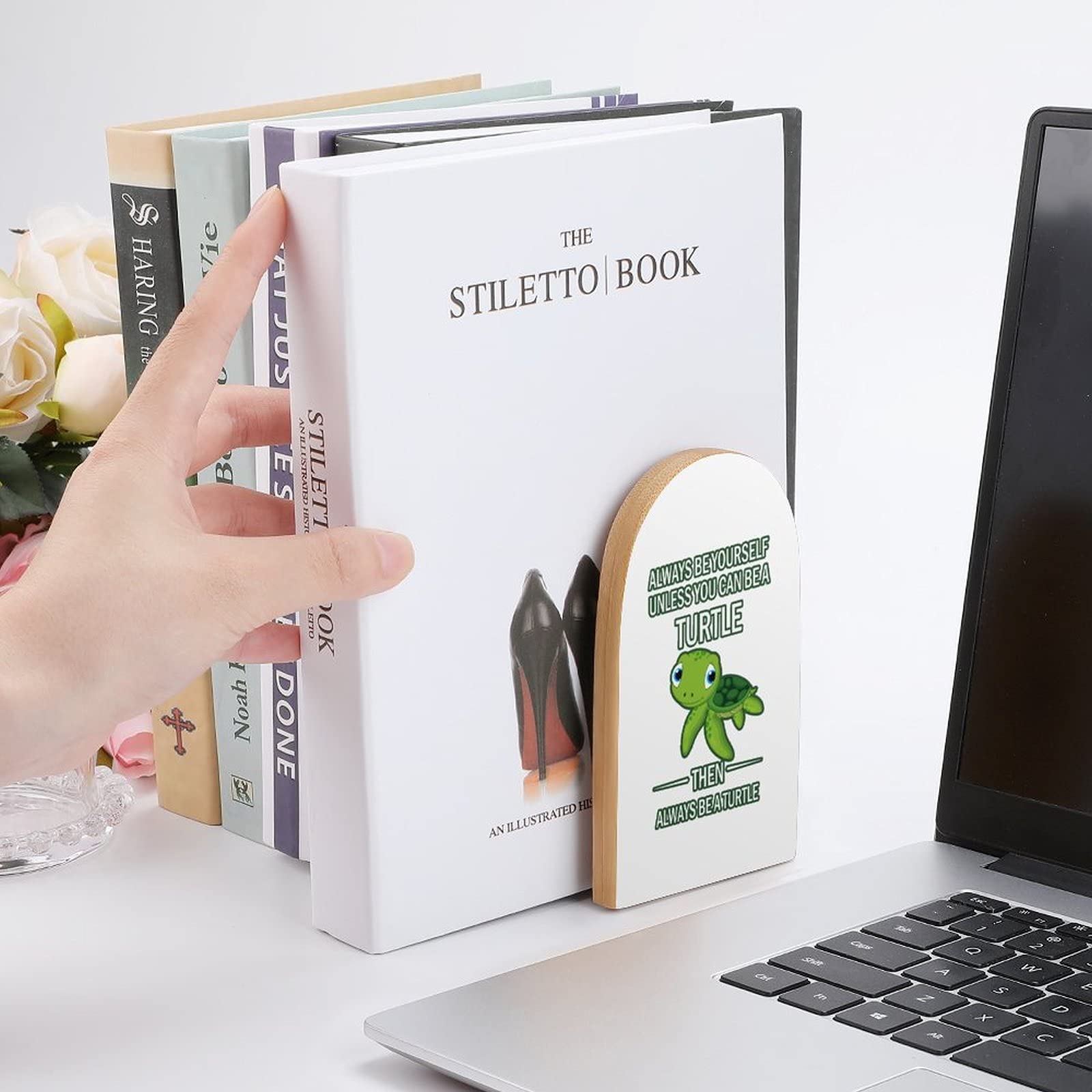 Wooden Turtle Bookends for Heavy Books - Modern Decorative Shelf Organizer (1 Pair) - Perfect for Home Office, Kids' Room & Library Decor