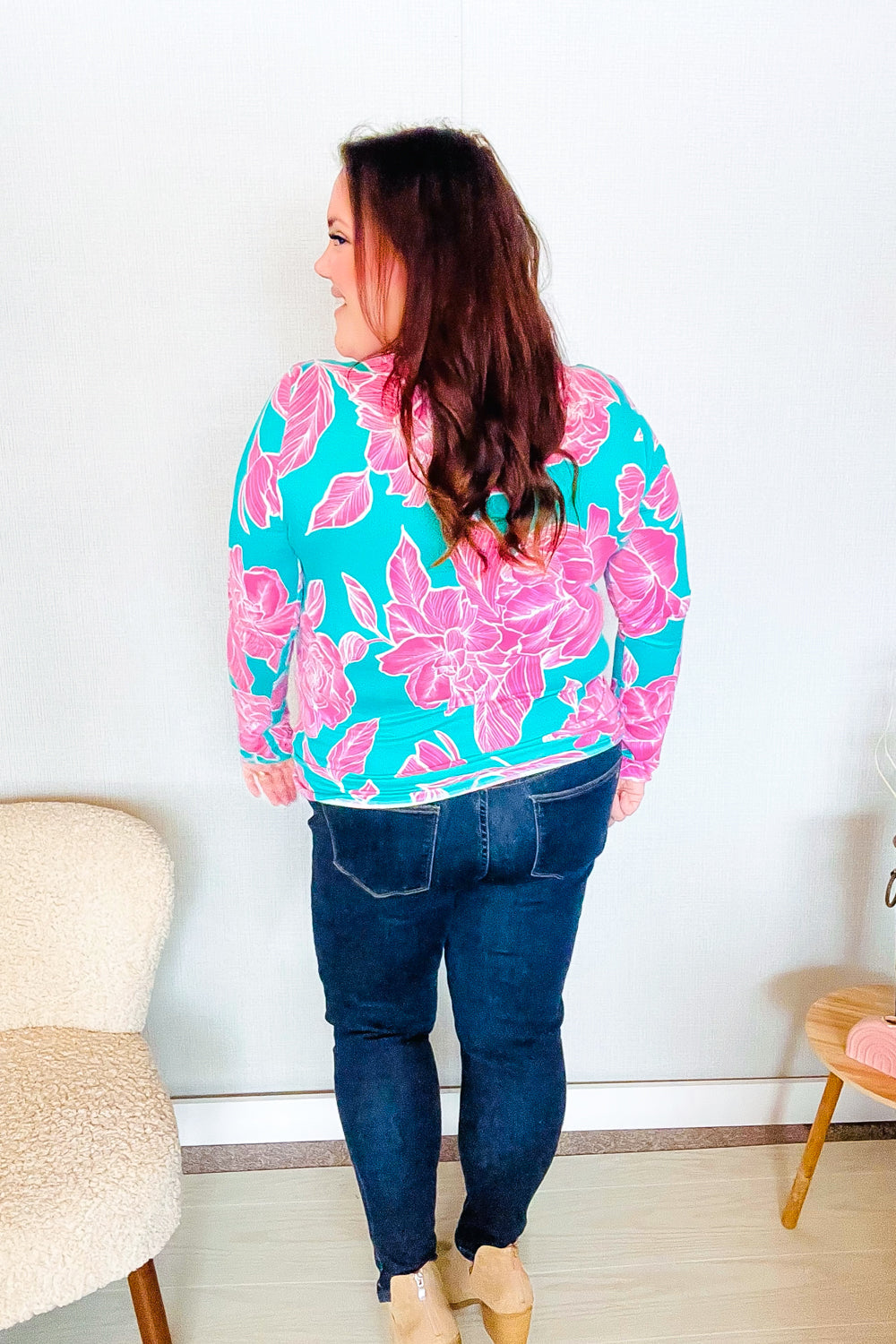 Find Love Aqua/Pink Fitted Floral Print Buttery Soft Knit Top | Women's Stretchy Comfortable Blouse for Casual Wear & Date Nights