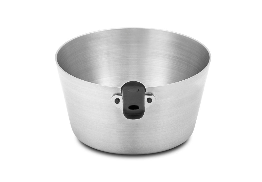 Vollrath Wear Ever 5.5 Quart Aluminum Sauce Pan with Silicone Handle - Perfect for Cooking, Boiling & Simmering Soups, Sauces & Pasta