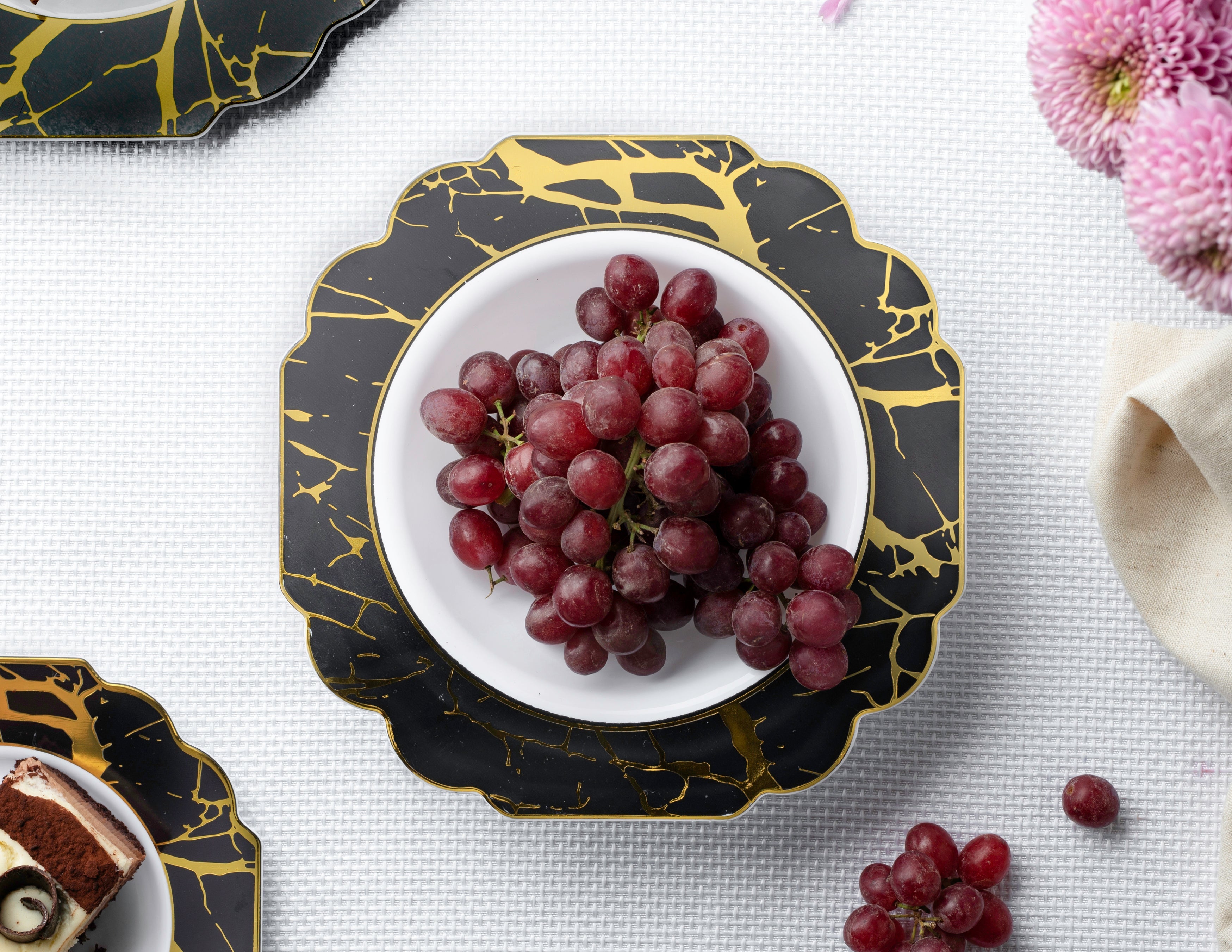 10-Pack Black & Gold Marble Plastic Plates - Elegant Disposable Dinnerware for Parties, Weddings & Events - BPA-Free Durable Plates for Home, Catering & Outdoor Use