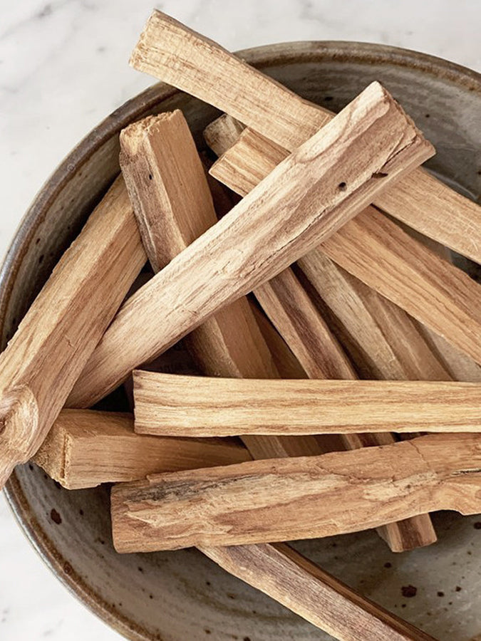 AW Green Tree Palo Santo Sticks (10-15 Pack) 100g - Natural Incense Sticks for Meditation, Yoga, Aromatherapy & Spiritual Cleansing
