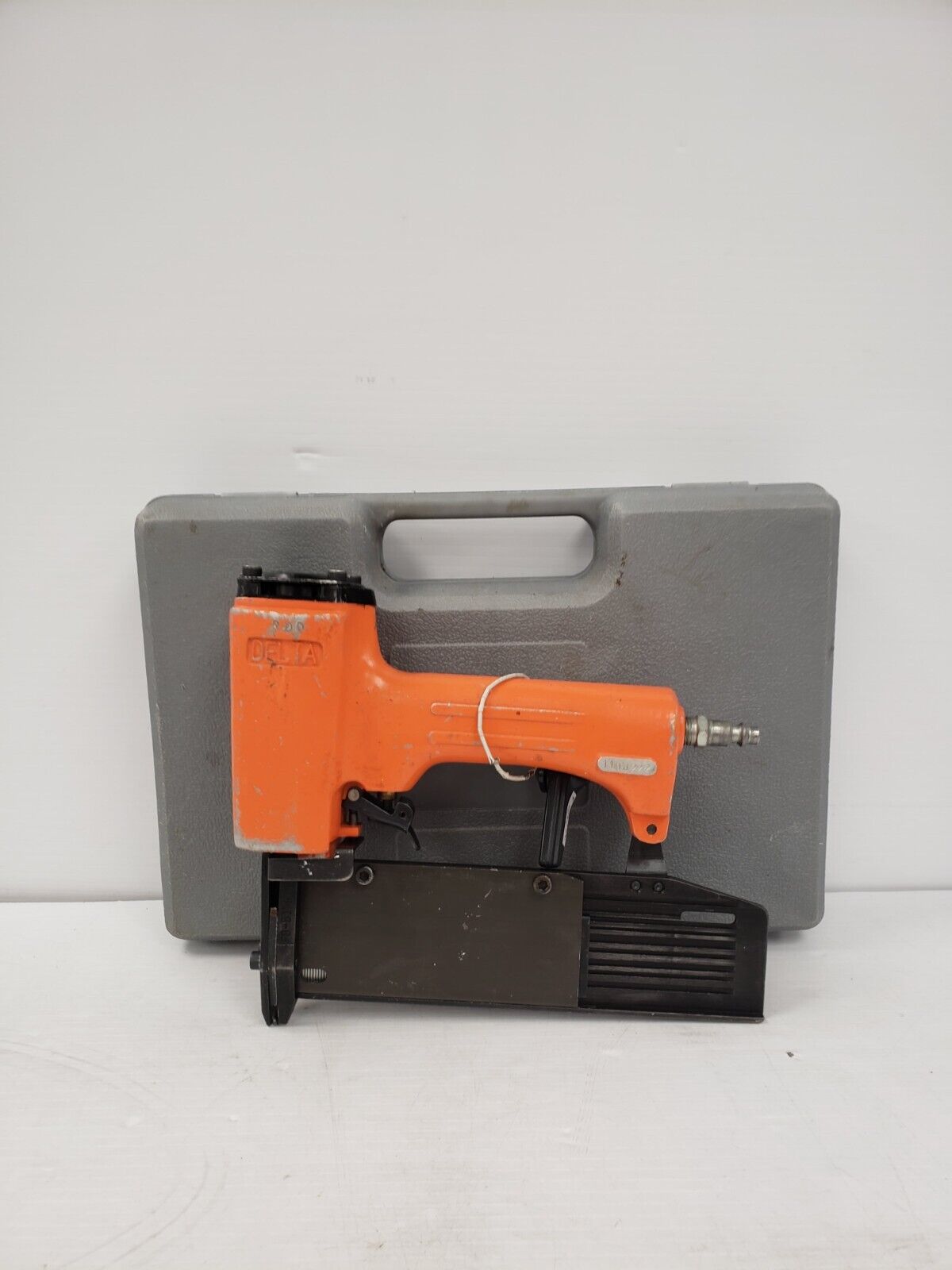 Delta S1850 Air Nailer - 18 Gauge 2-Inch Brad Nail Gun for Woodworking, Carpentry, and DIY Projects - Perfect for Trim Work, Furniture Making, and Home Renovations