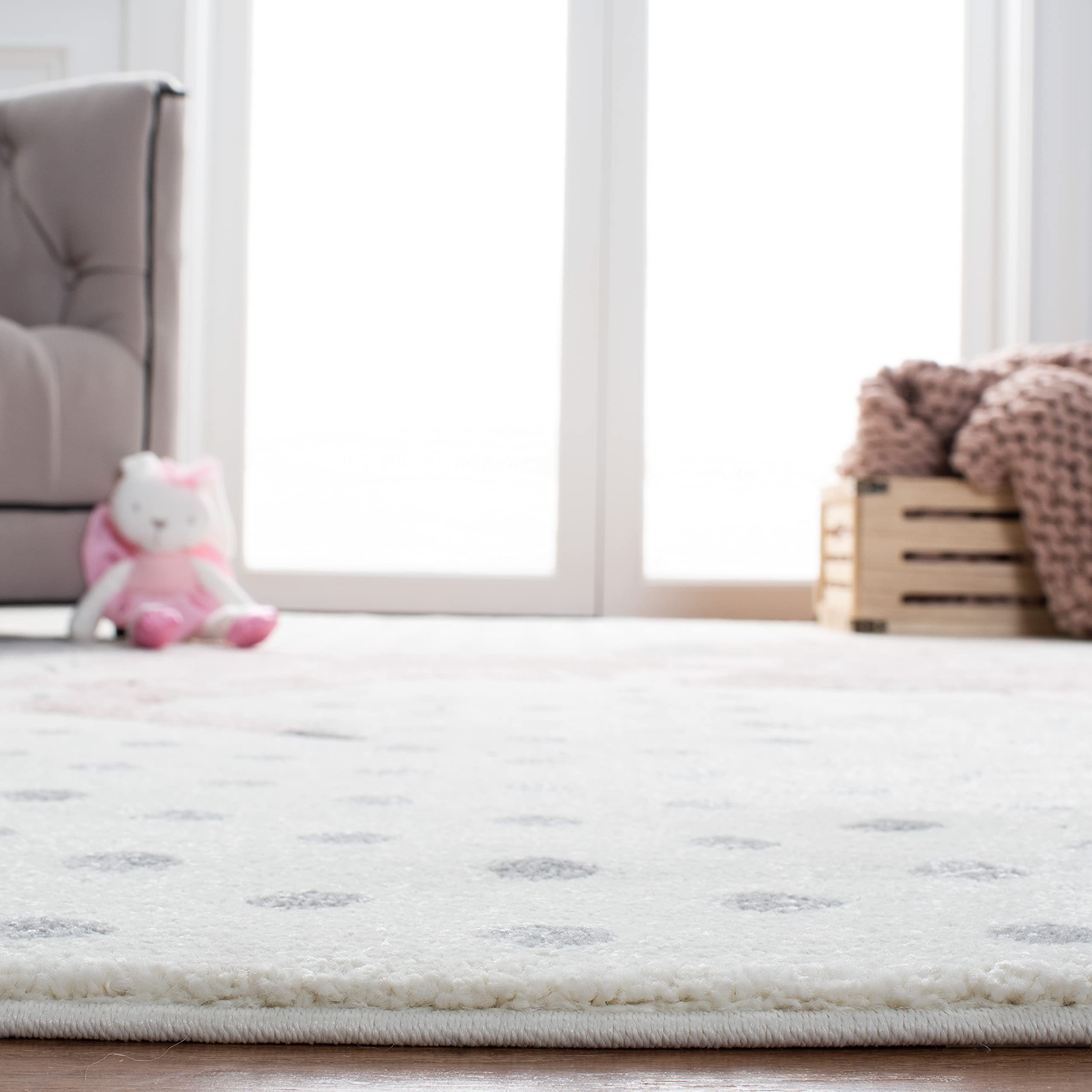 SAFAVIEH Carousel Kids Collection 8' x 10' Area Rug - Ivory Grey & Pink Non-Shedding Easy Care Rug for Playroom, Nursery, Bedroom | Durable High Traffic Rug for Boys & Girls | Perfect for Kids Room Decor, Play Areas & Toddler Safety