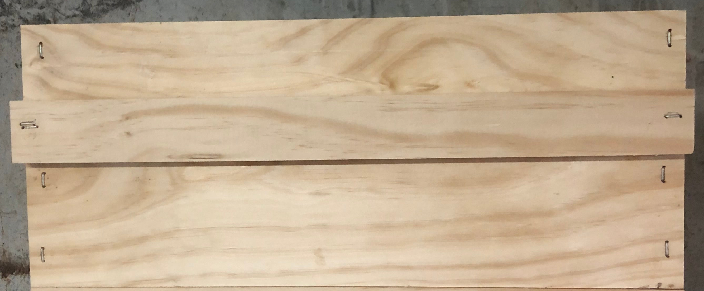 Durable Hive Boxes with Cleat Handles - Premium Beehive Frames for Beekeeping & Honey Harvesting - Perfect for Backyard Apiaries & Commercial Beekeepers