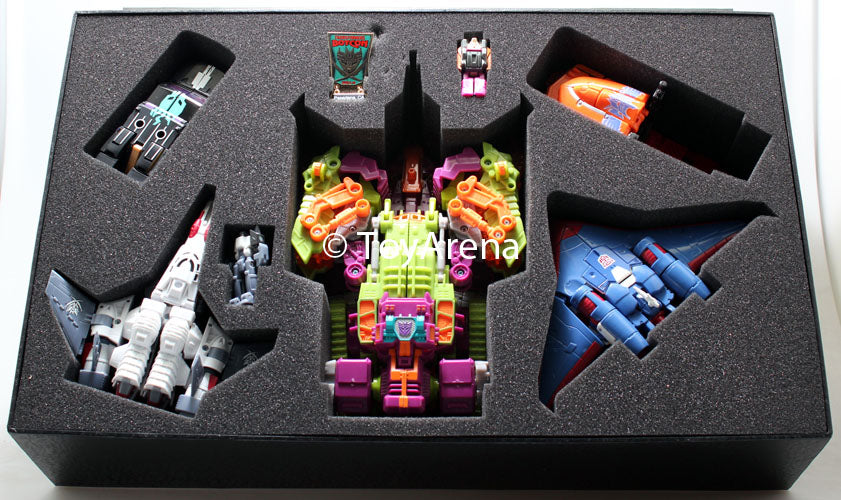 Botcon 2014 Transformers Exclusive Pirates Vs Knights Box Set - Limited Edition Collector's Item for Transformers Fans | Perfect for Display, Gifts, and Action Figure Collections