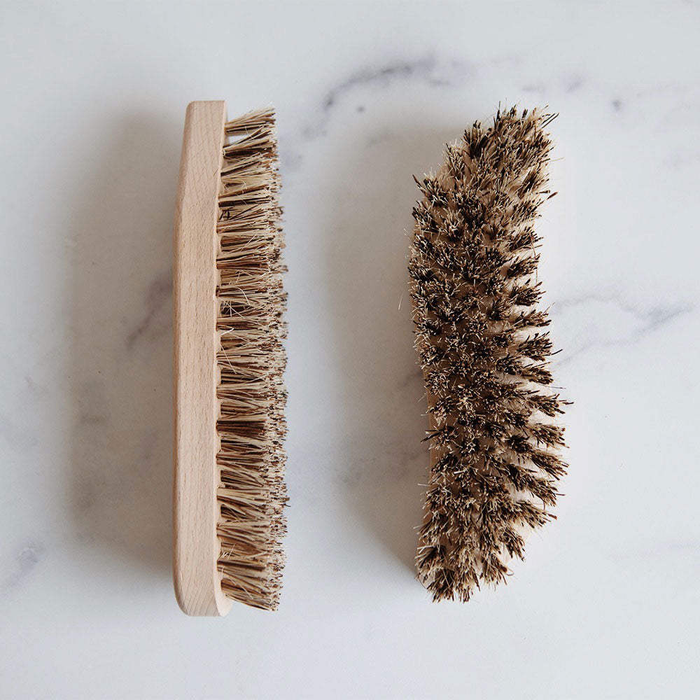 Natural Wooden Scrubbing Brush for Kitchen & Bathroom - Eco-Friendly Cleaning Brush for Dishes, Pots, and Tiles - Perfect for Daily Household Cleaning