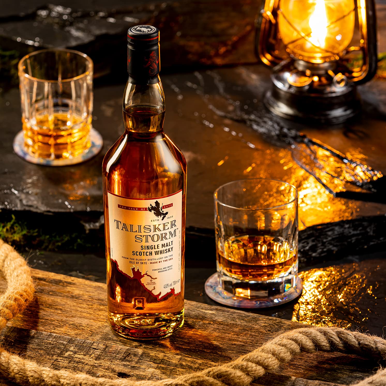 Talisker Port Ruighe & Storm Single Malt Scotch Whisky 70cl - Premium Aged Whiskey Gift Set for Men, Whisky Lovers - Perfect for Special Occasions, Gifting & Relaxing by the Fireplace