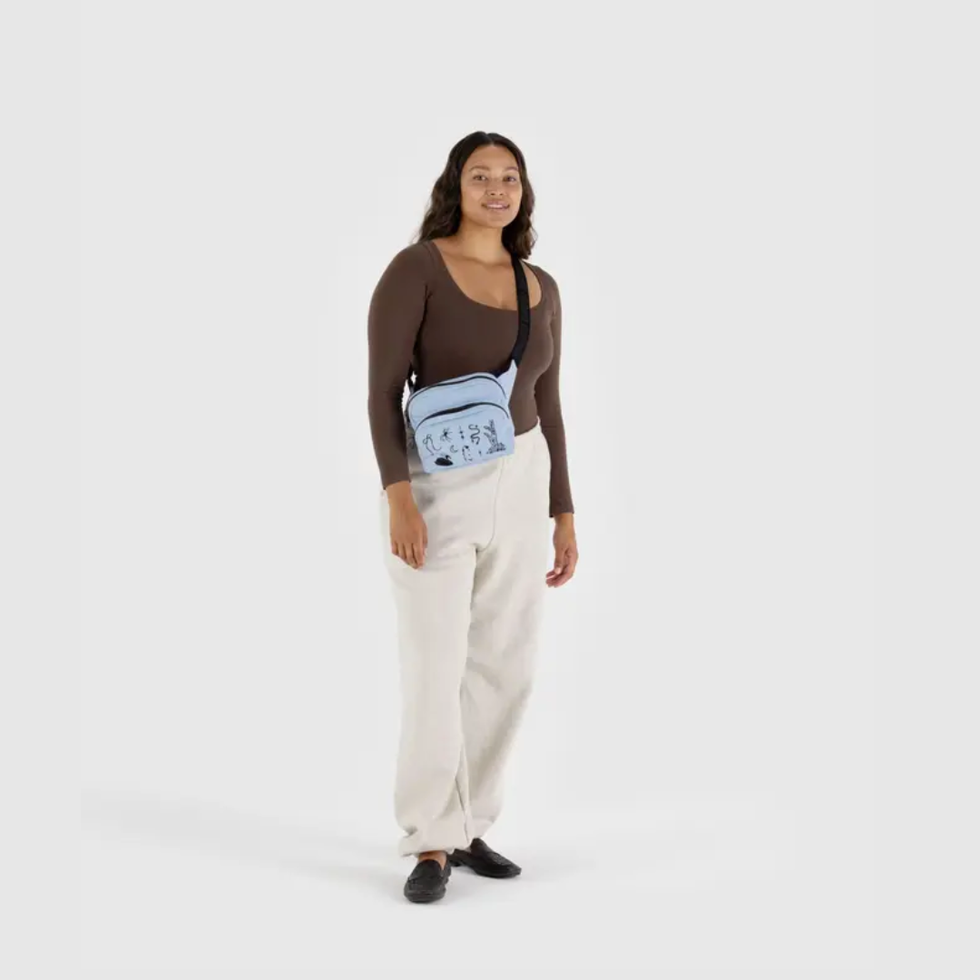 BAGGU Embroidered Ballet Fanny Pack - Stylish Waist Bag for Dance, Travel & Everyday Use