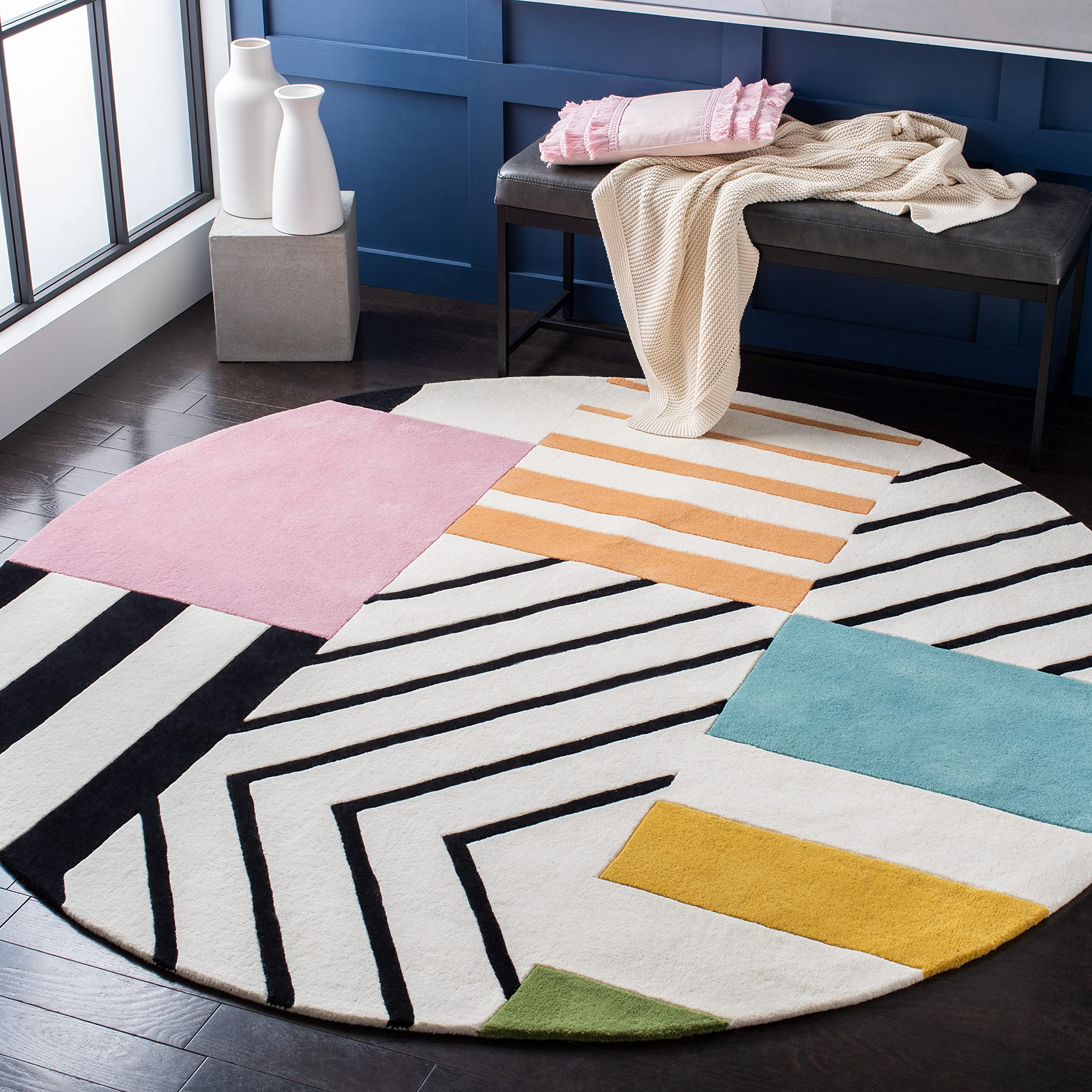 SAFAVIEH Fifth Avenue Collection 5' Round Ivory/Black FTV122A Handmade Mid-Century Modern Abstract Wool Rug for Living Room, Bedroom, Entryway - Premium New Zealand Wool Area Rug for Home Decor & Interior Design