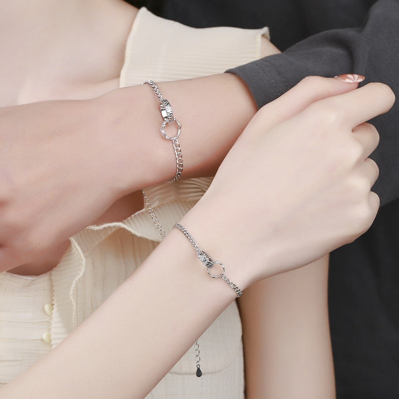 Valentine's Day Couple Bracelet Set - Romantic Link Chain Bracelets for Him and Her - Perfect Anniversary Gift for Boyfriend Girlfriend Couples - Date Night & Special Occasion Jewelry