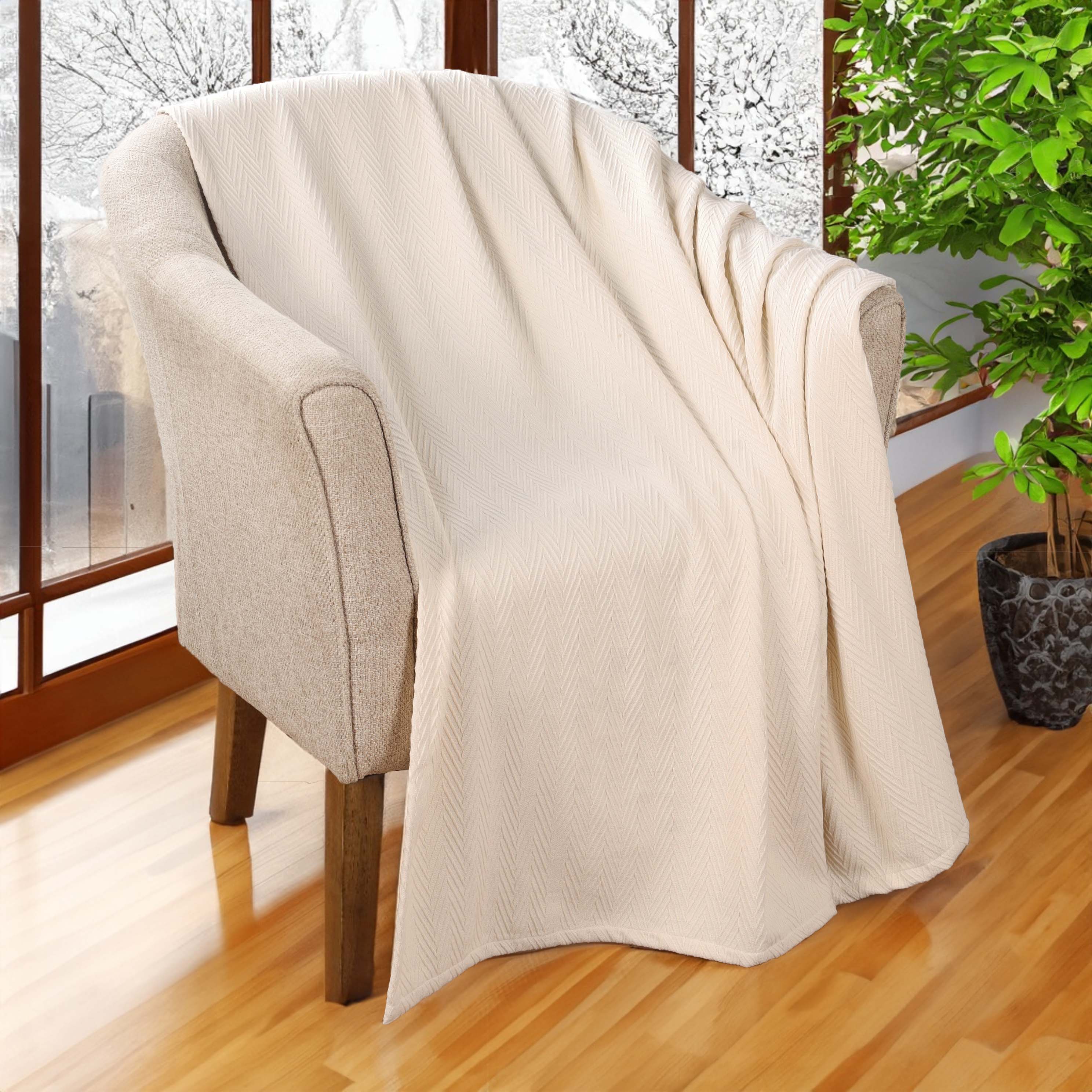 Soft All-Season Chevron Cotton Bed Blanket & Sofa Throw - Cozy Home Decor for Living Room, Bedroom, and Travel