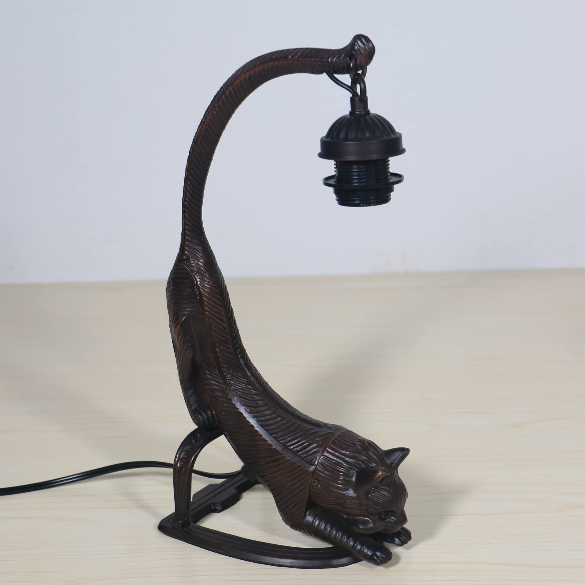 8 Inch Tiffany Style Table Lamp - Green Grapes Stained Glass Desk Lamp with Alloy Cat Base, E26 MAX40W for Living Room, Bedroom & Bedside Decor | Perfect for Home Office, Reading Nook & Cozy Ambiance