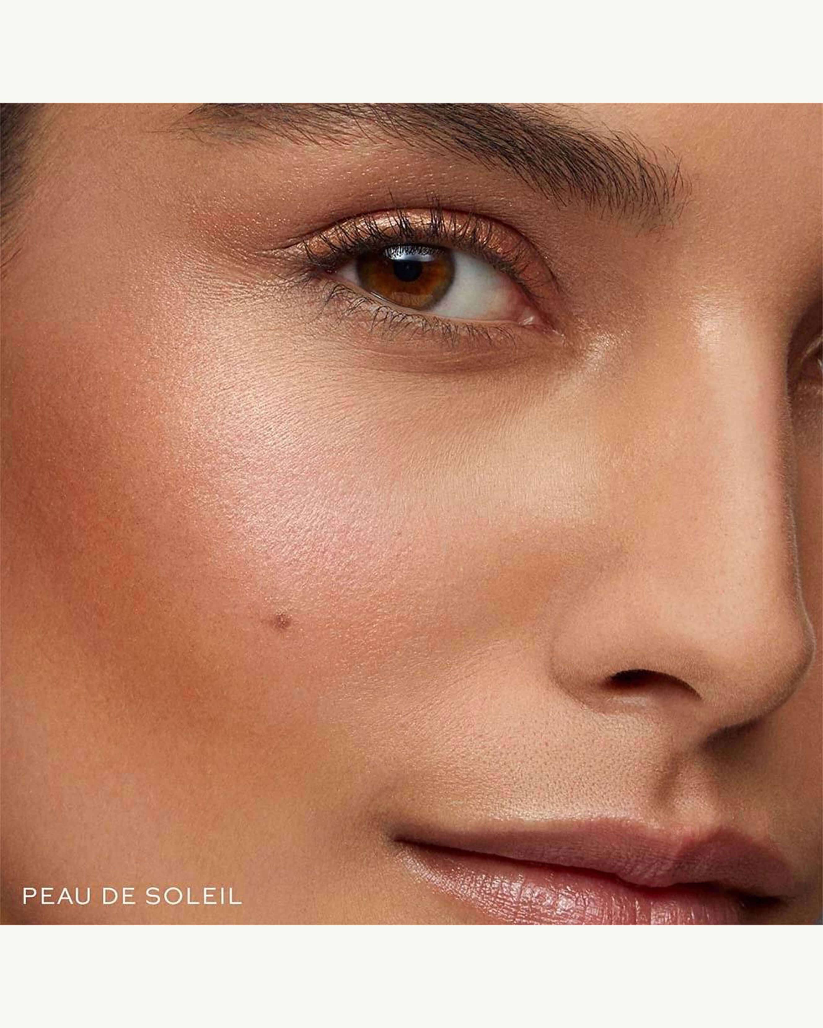 Best Super Loaded Tinted Highlight - Creamy Highlighter Stick for Face & Body - Perfect for Contouring, Glowing Makeup & Natural Everyday Look