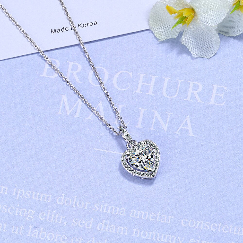 Sterling Silver Zircon Heart Pendant Necklace for Women - Elegant Cubic Zirconia Heart Charm Jewelry Gift for Valentine's Day, Anniversary & Special Occasions