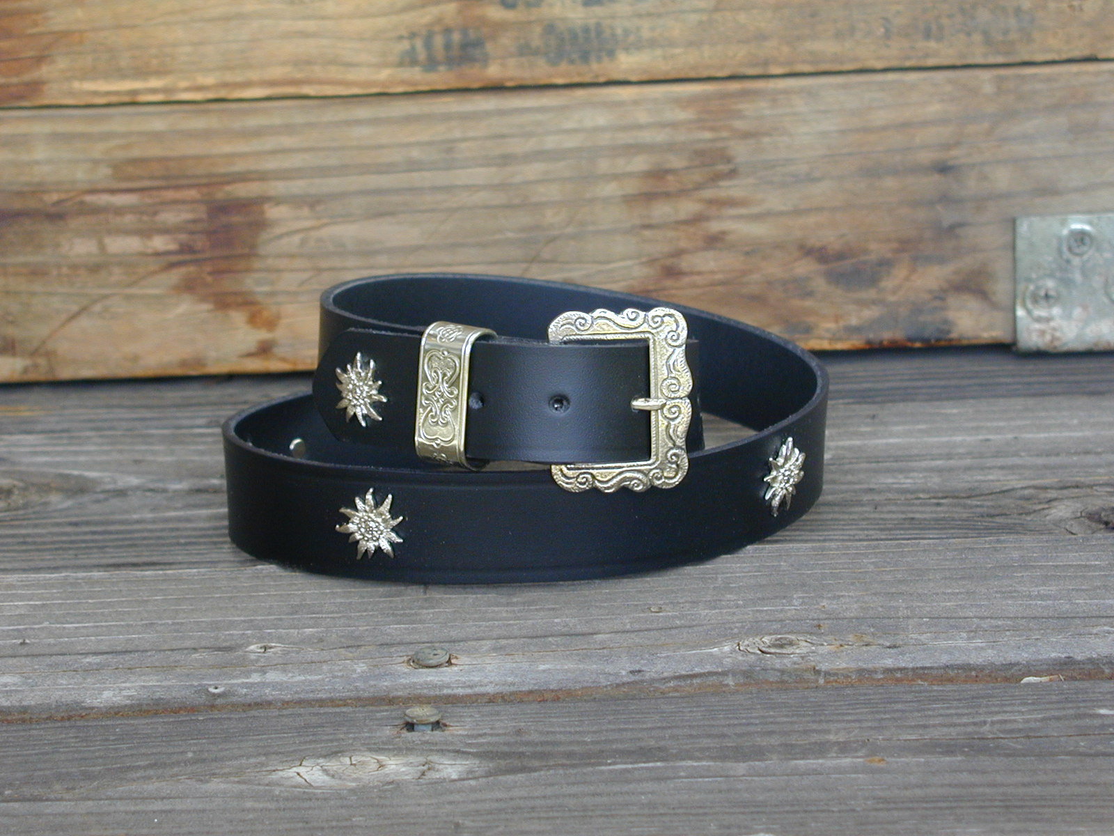Authentic Edelweiss Appenzeller Swiss Belt - Handcrafted Leather Waistband for Men & Women | Perfect for Traditional Swiss Costumes, Oktoberfest, and Alpine Fashion