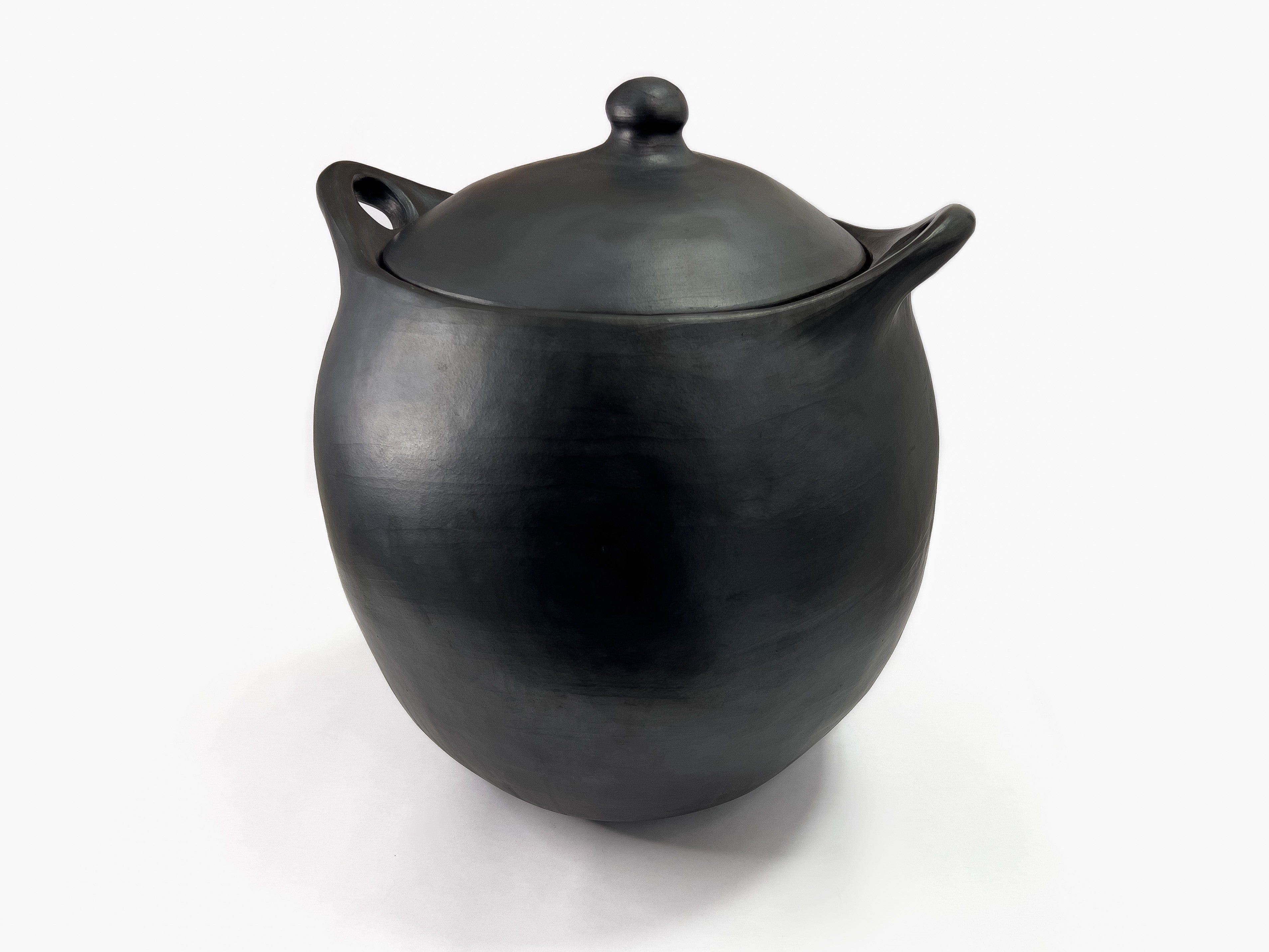 Authentic Chamba Soup Pot 32 Quart - Premium Clay Cookware for Traditional Soups & Stews - Perfect for Family Gatherings & Slow Cooking