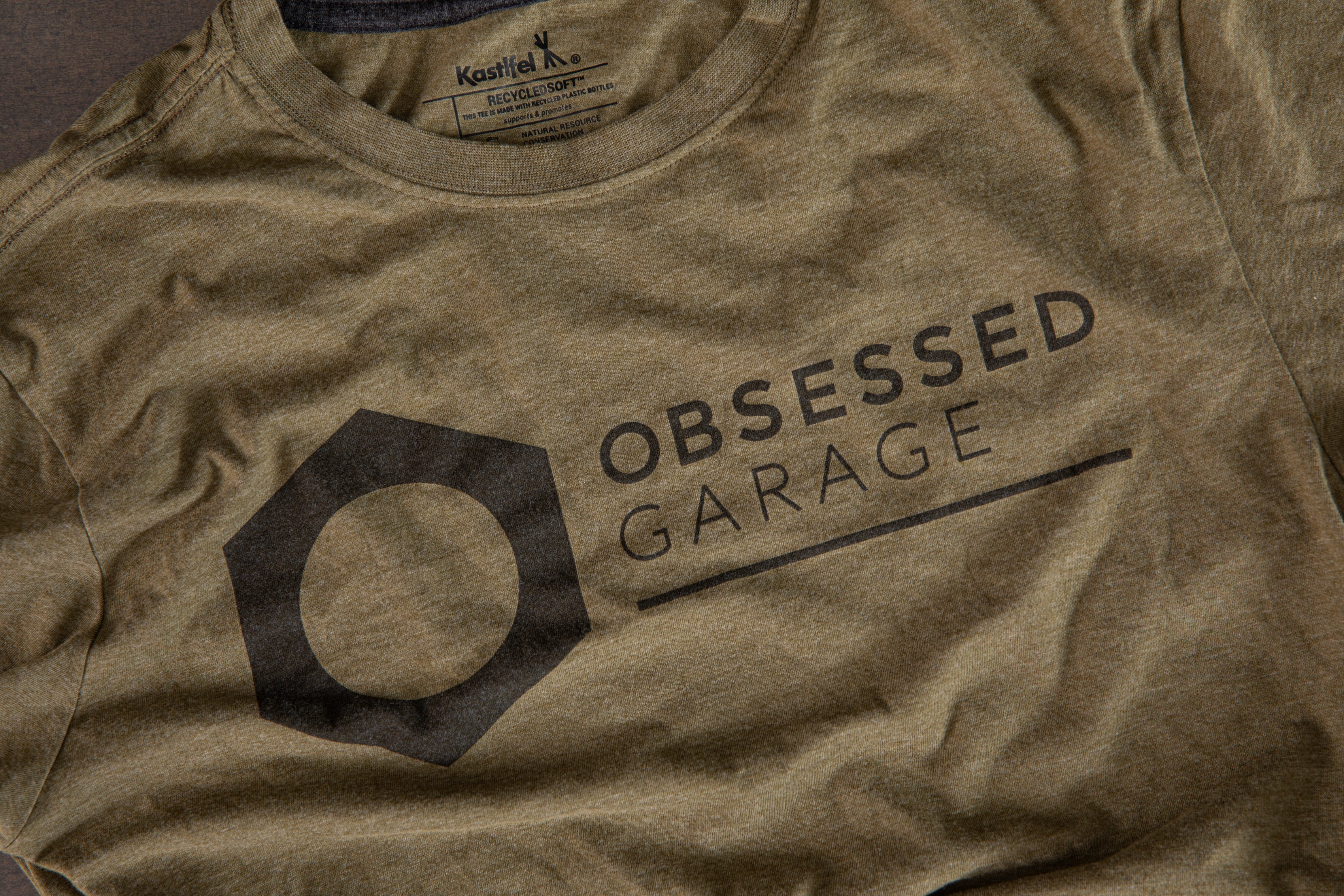 Obsessed Garage Modern Logo T-Shirt - Stylish & Comfortable Cotton Tee for Car Enthusiasts & Casual Wear