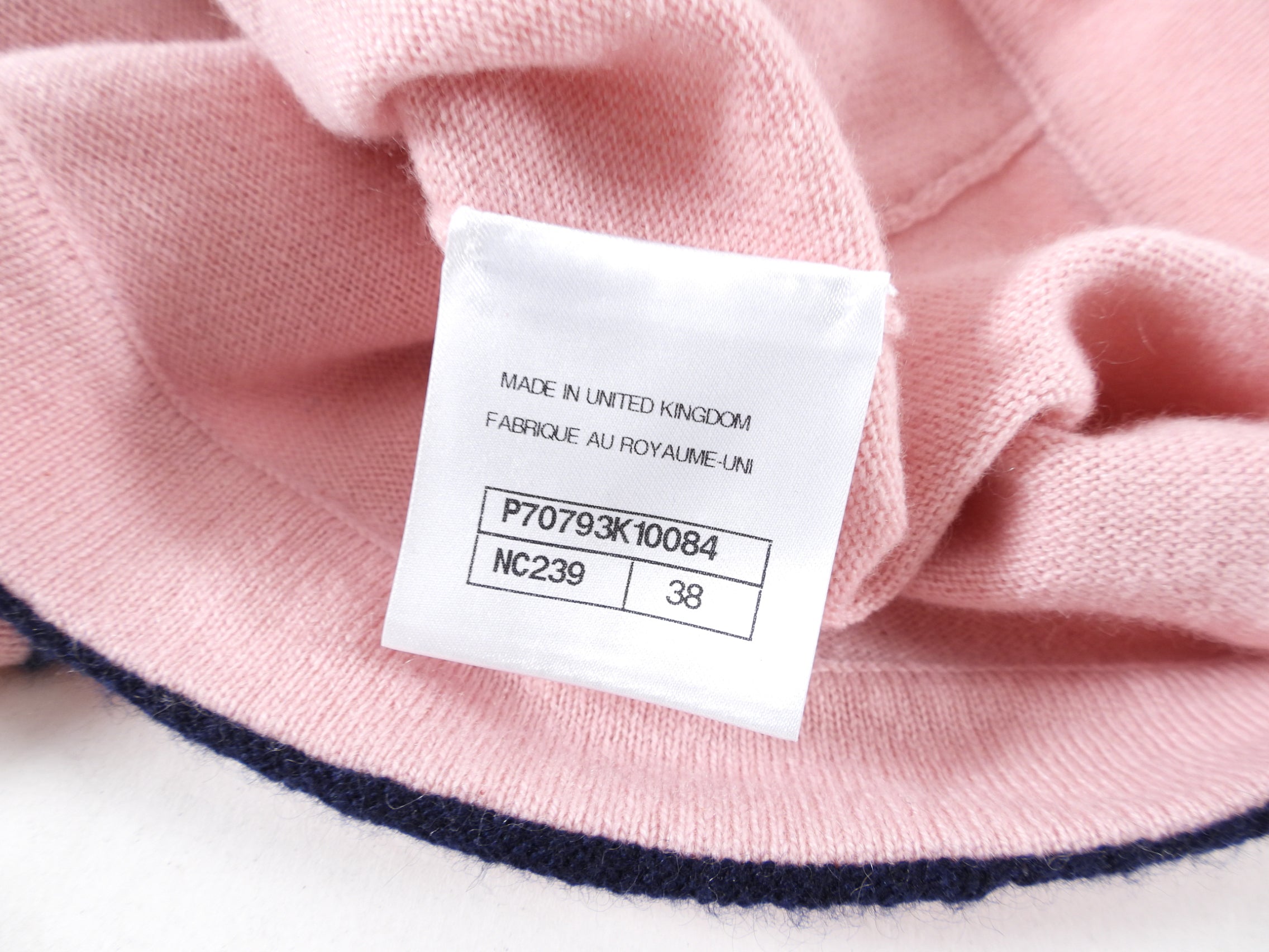 Chanel 21S Pink Cashmere Cardigan Sweater with Signature No.5 Buttons - Size FR38 / US Small - Perfect for Spring Outfits & Luxury Fashion Events