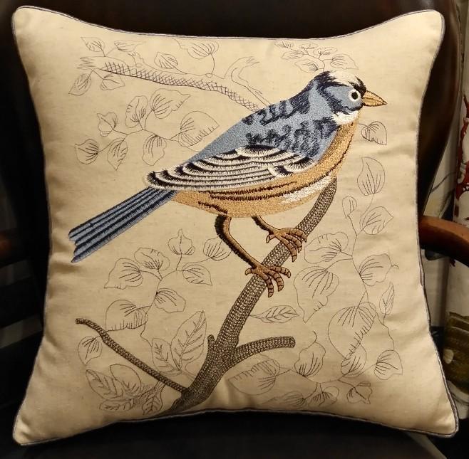 Farmhouse Bird Throw Pillows - Decorative Couch Pillows for Sofa & Living Room - Rustic Home Decor Accent for Farmhouse, Boho, or Country Style Interiors