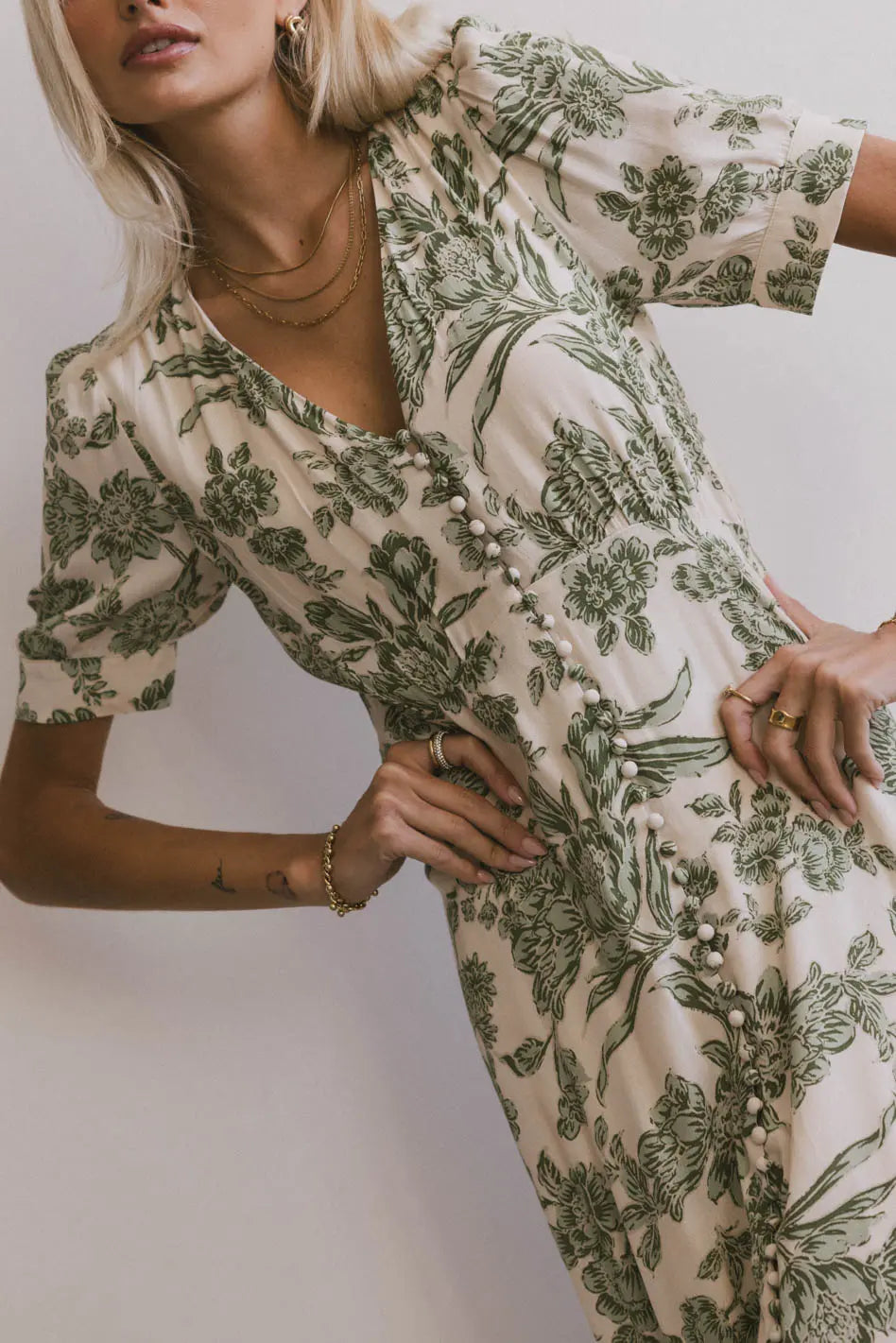 Lia Floral Midi Dress in Sage Green - Elegant Flowy Summer Dress for Women, Perfect for Weddings, Parties & Casual Outings