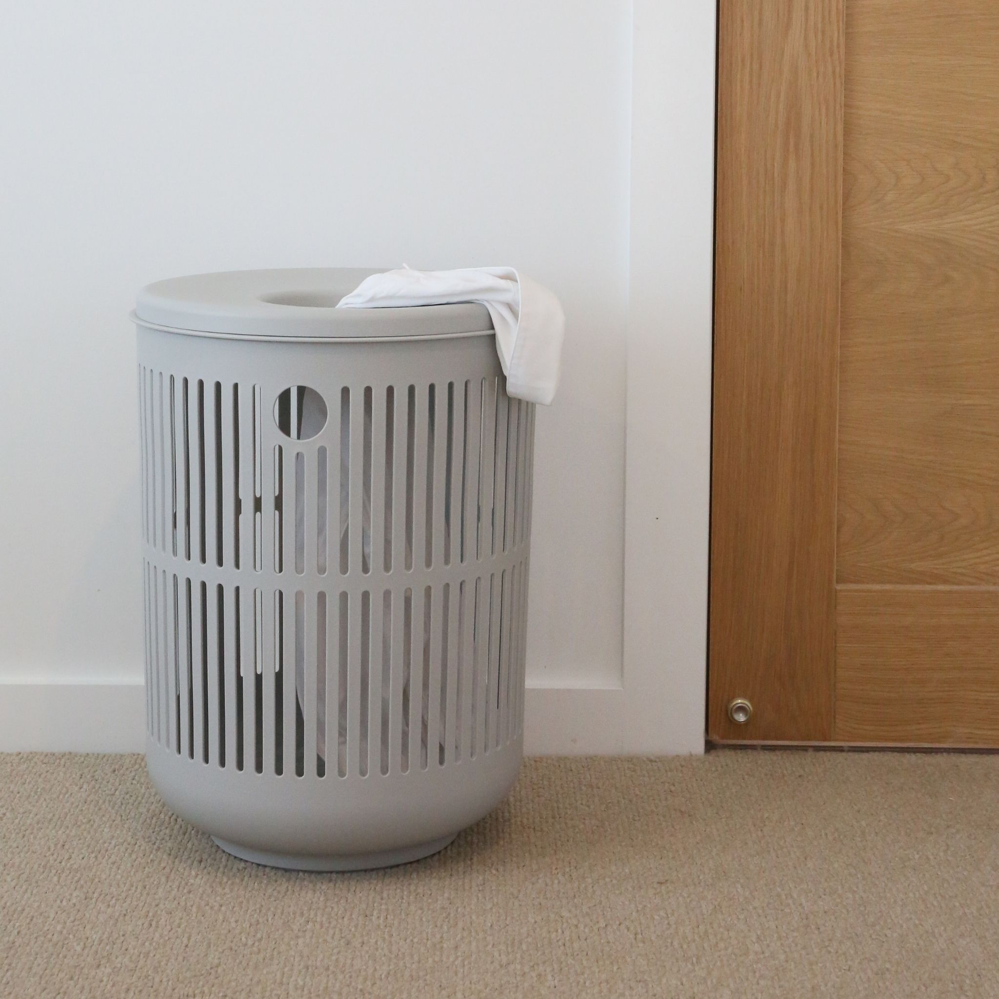 ZONE DENMARK Ume 60L Laundry Basket with Lid - Soft Grey | Stylish & Durable Storage for Bedroom, Bathroom, or Laundry Room