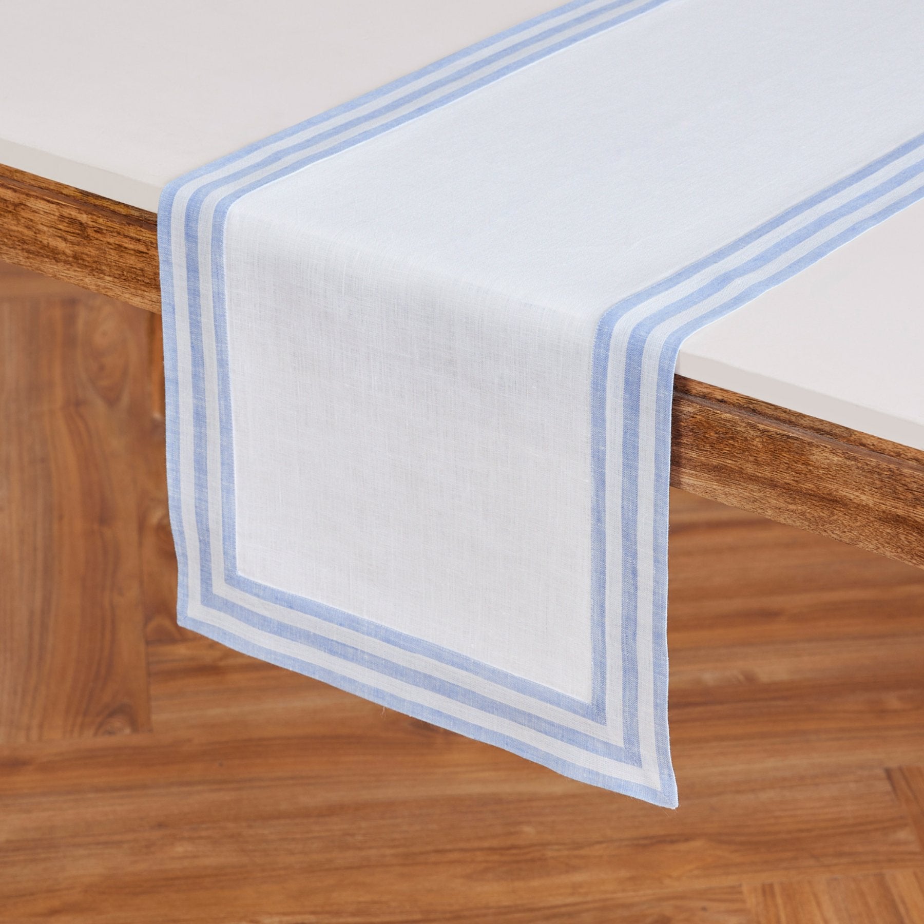 Elegant Mila Table Runner for Dining & Home Decor - Perfect for Weddings, Parties & Holiday Tablescapes