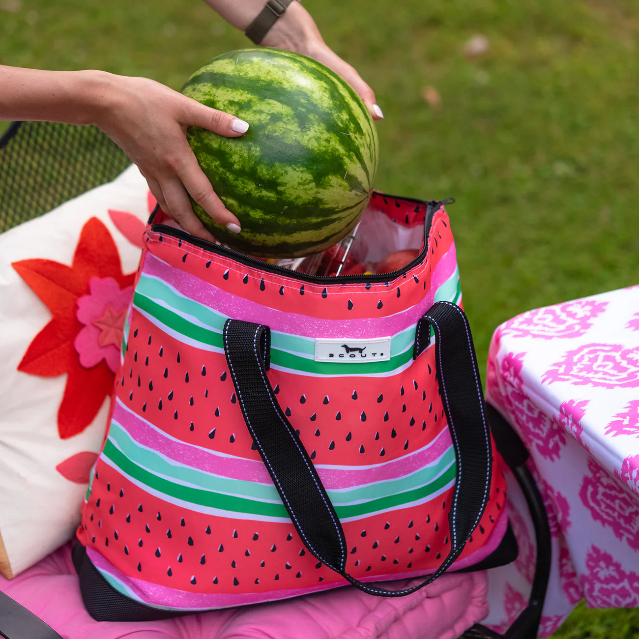 Scout Al Fresco Open Bar Picnic Cooler - Insulated Outdoor Cooler for Camping, Beach, BBQ & Tailgating - Portable Beverage Chiller for Wine, Beer & Drinks