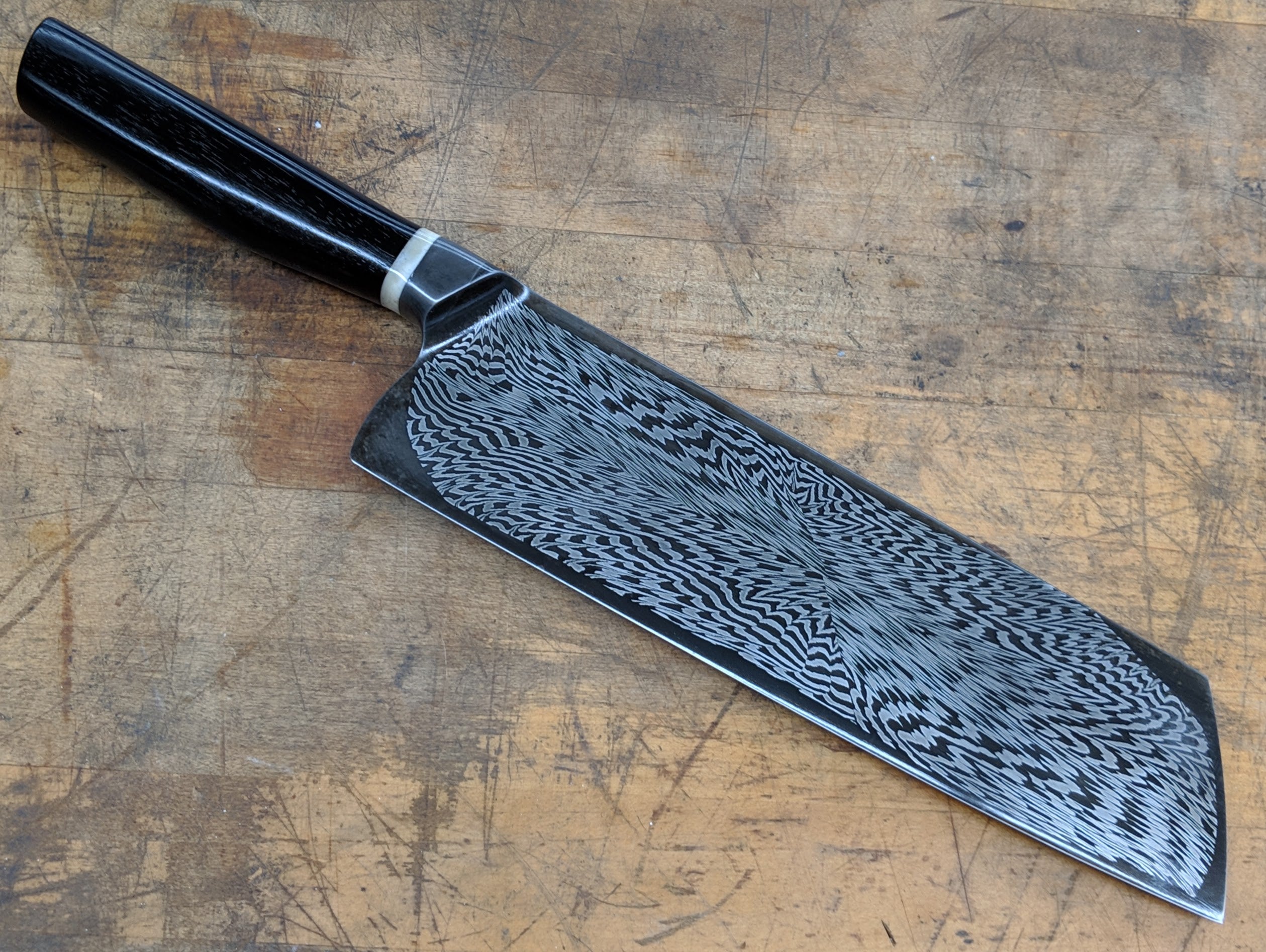 Blade and Hammer 9-Inch Damascus Steel Nakiri Knife - Professional Japanese Vegetable Knife for Chopping, Slicing & Dicing - Perfect for Home Chefs & Professional Kitchens