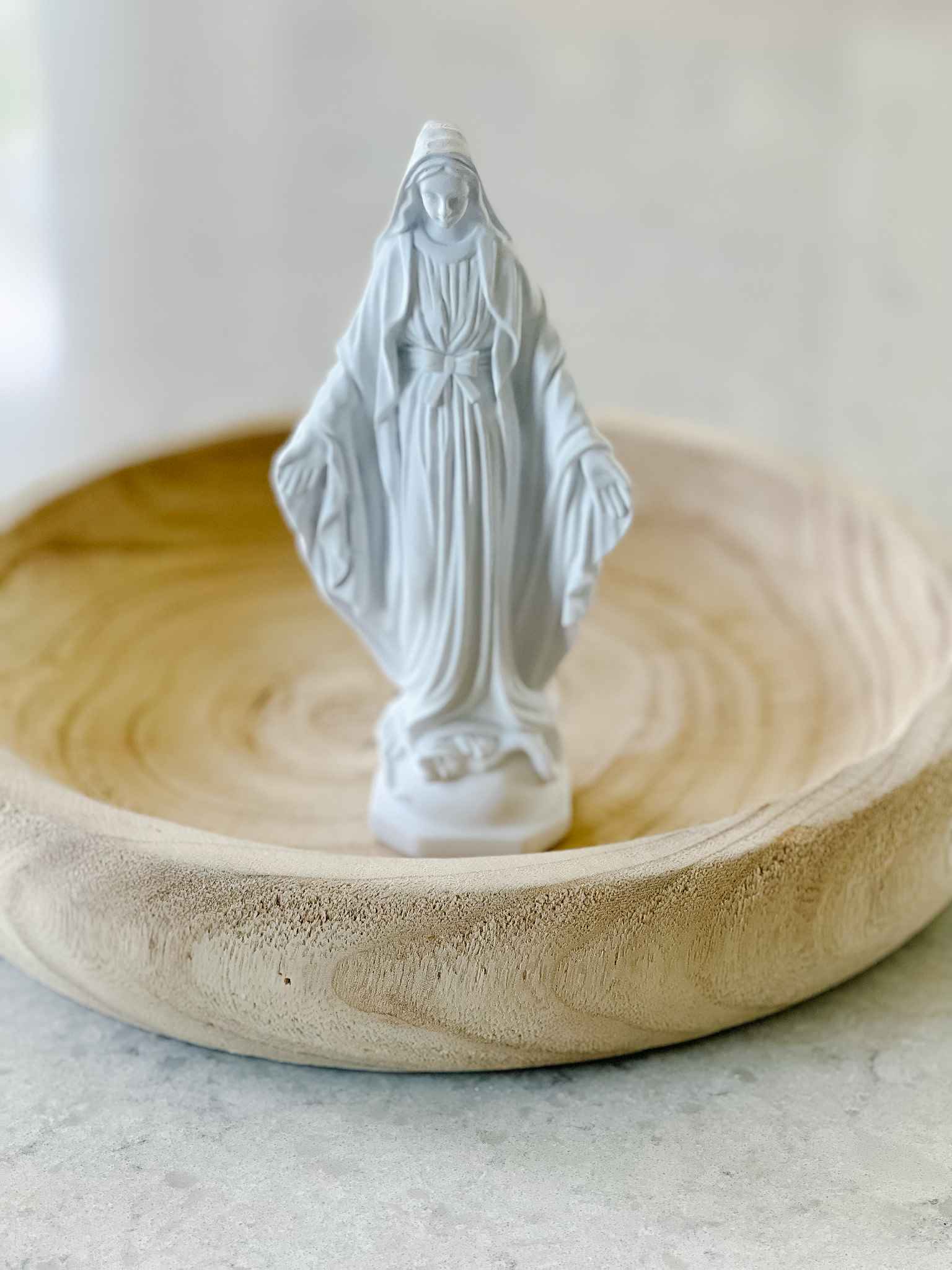 Virgin Mary Statue - Handcrafted Religious Figurine for Home Decor, Garden, and Prayer Altar | Perfect for Catholic Gifts, Church Display & Spiritual Meditation