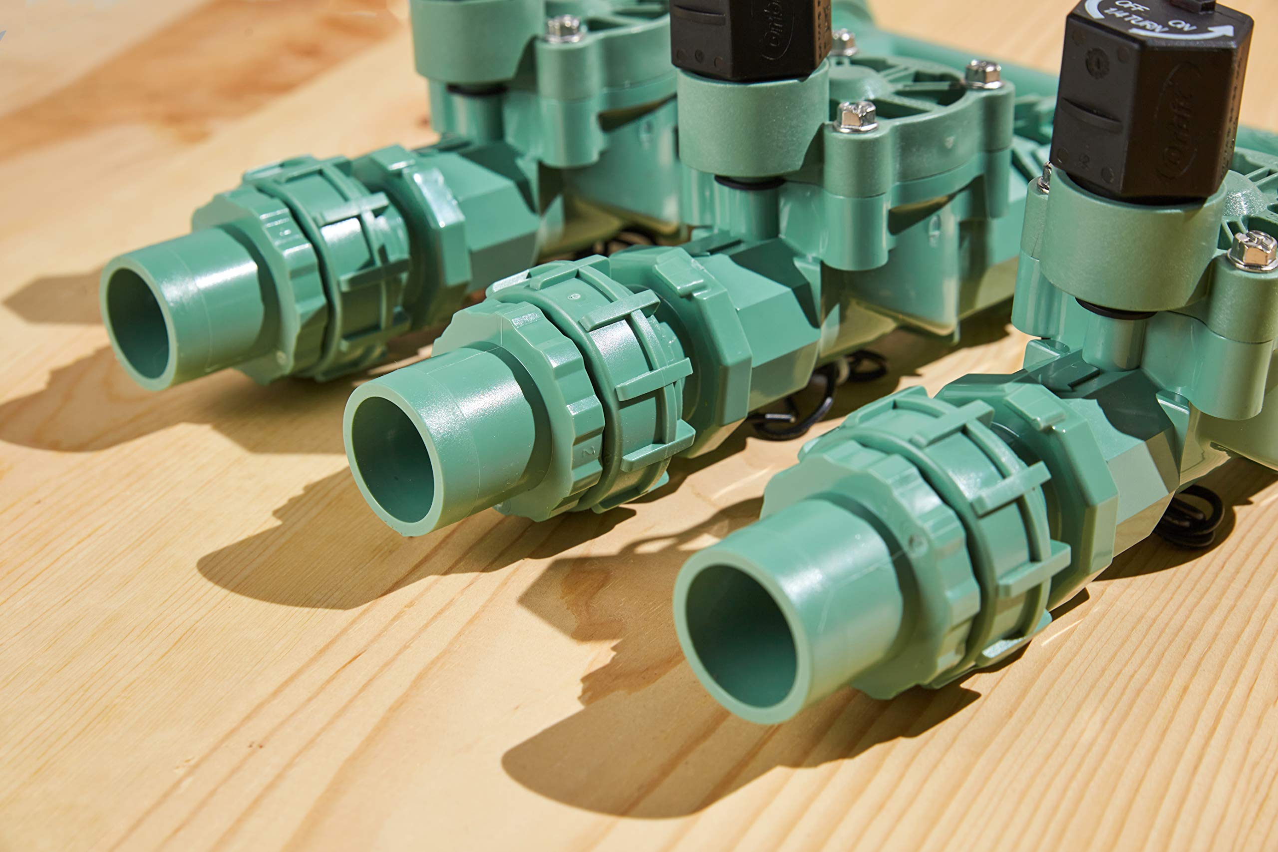 Orbit 57253 3-Valve Heavy Duty Preassembled Manifold & 57092 7-Strand 50' Green Sprinkler Wire - Perfect for Lawn Irrigation Systems and Automatic Watering Solutions