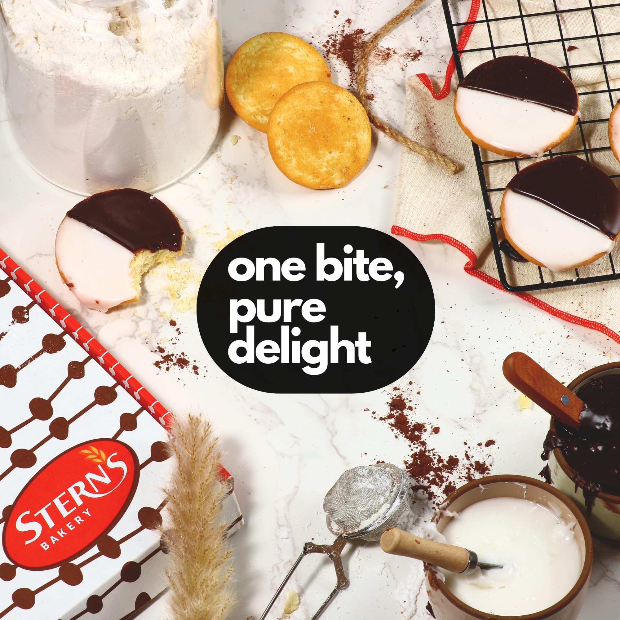 NY Style Black & White Cookies - 90 Individually Wrapped Kosher Snack Packs | Dairy & Nut Free | Perfect for Lunchboxes, Office Snacks & Party Treats | Stern's Bakery Classic Cookies