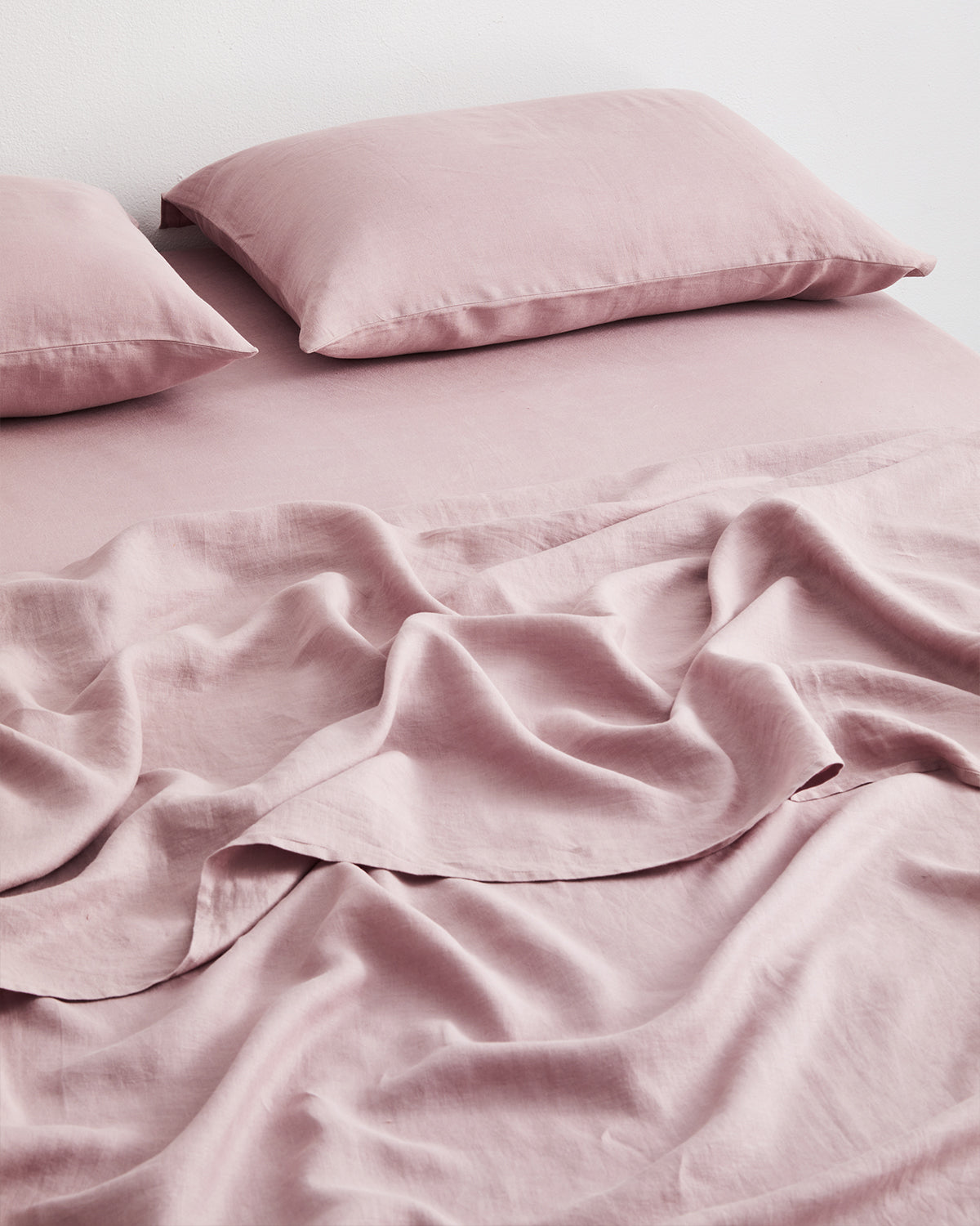 Premium 100% Flax Linen King Size Pillowcase Set (2-Pack) - Soft & Breathable Lavender Bedding for Luxury Hotels & Spa Retreats