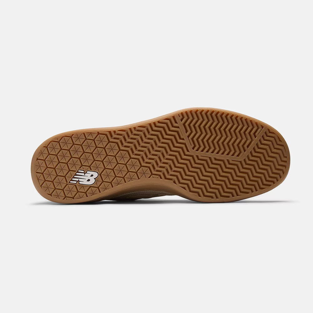 New Balance Numeric 440 V2 Low Wide Men's Skateboarding Shoes - Comfortable & Durable for Street Skating & Casual Wear