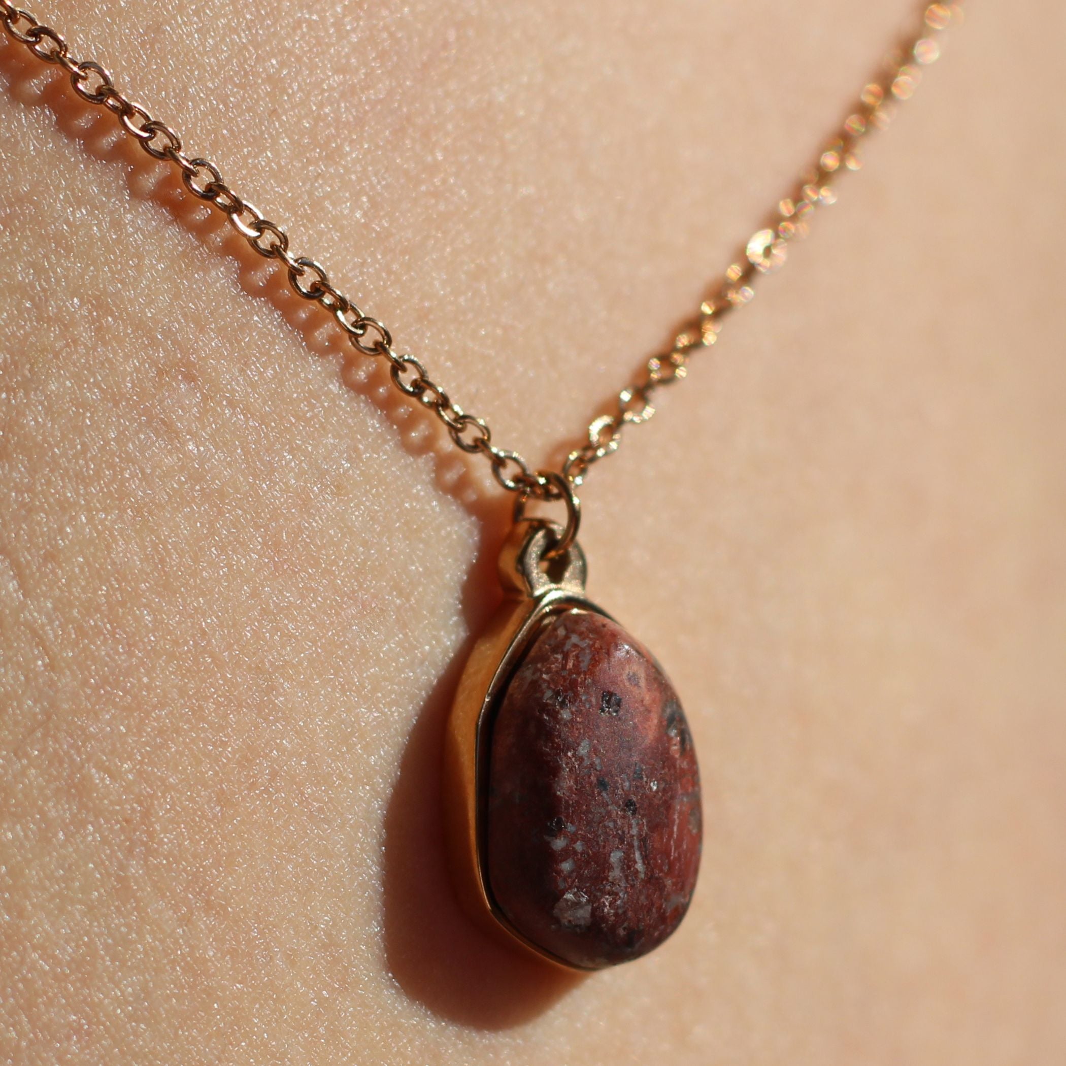 Leopard Print Drop Pendant Necklace for Women - Fashion Statement Jewelry for Parties, Date Nights & Special Occasions