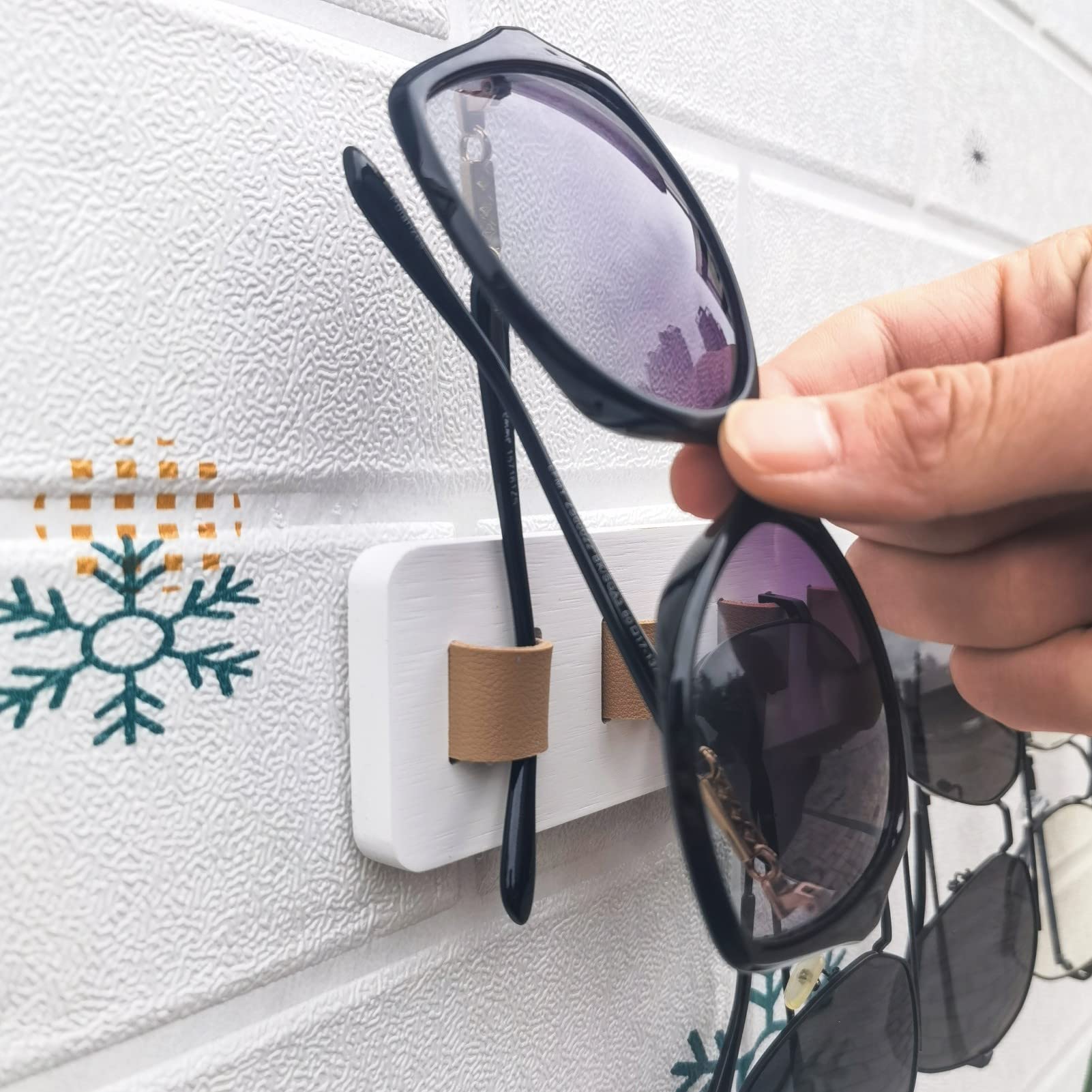Wooden Wall Mounted Sunglasses Organizer - Sunglass Holder & Glasses Rack for Home Decor (White, 1pc) - Perfect for Bedroom, Bathroom & Entryway Organization