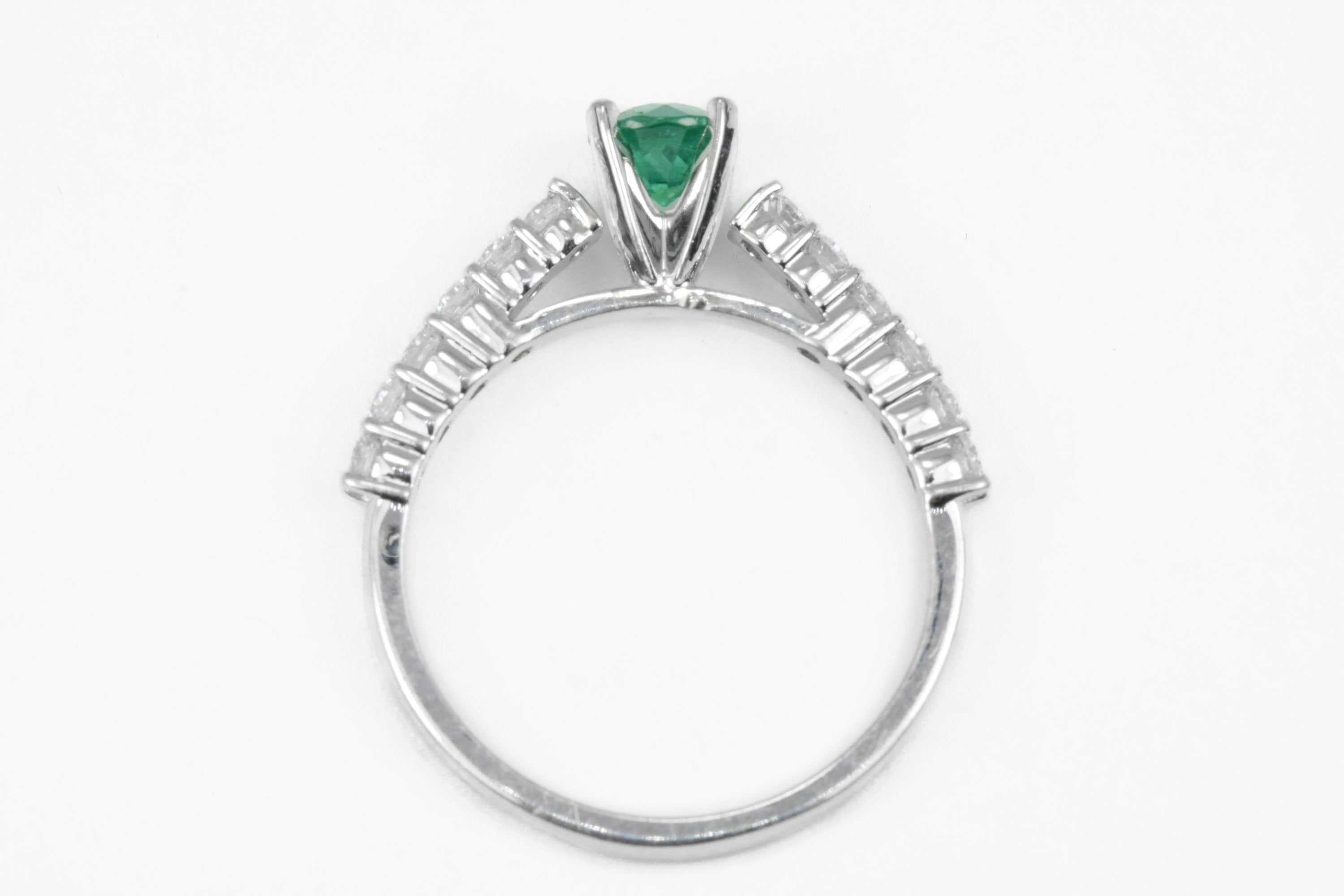 1.15 Carat Total Weight (TCW) Emerald & Diamond Accent 14K Gold Engagement Ring for Women - Perfect Proposal, Wedding & Anniversary Jewelry Gift