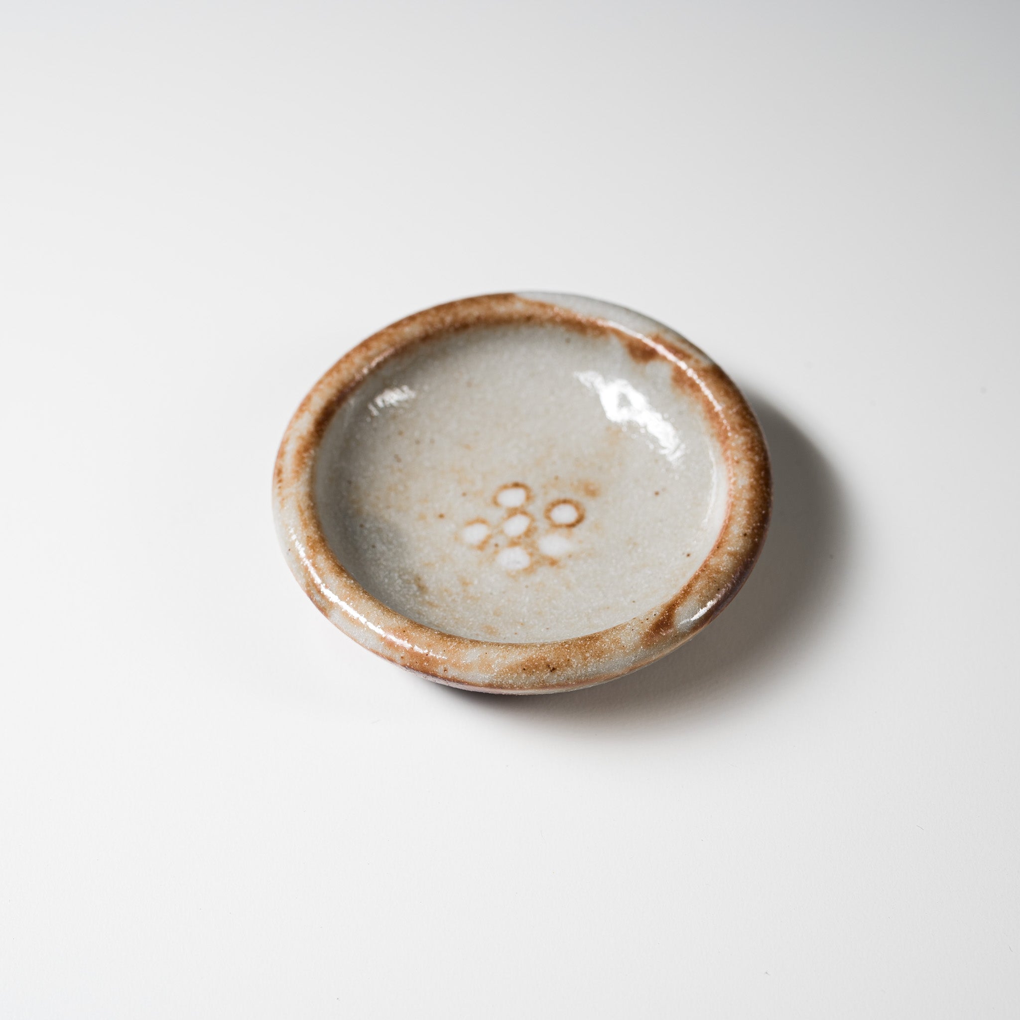 Japanese Mino Ware Small Side Dish Plate - Momoshino 7.5cm Ceramic Appetizer Plate | Perfect for Sushi, Desserts & Tapas Serving