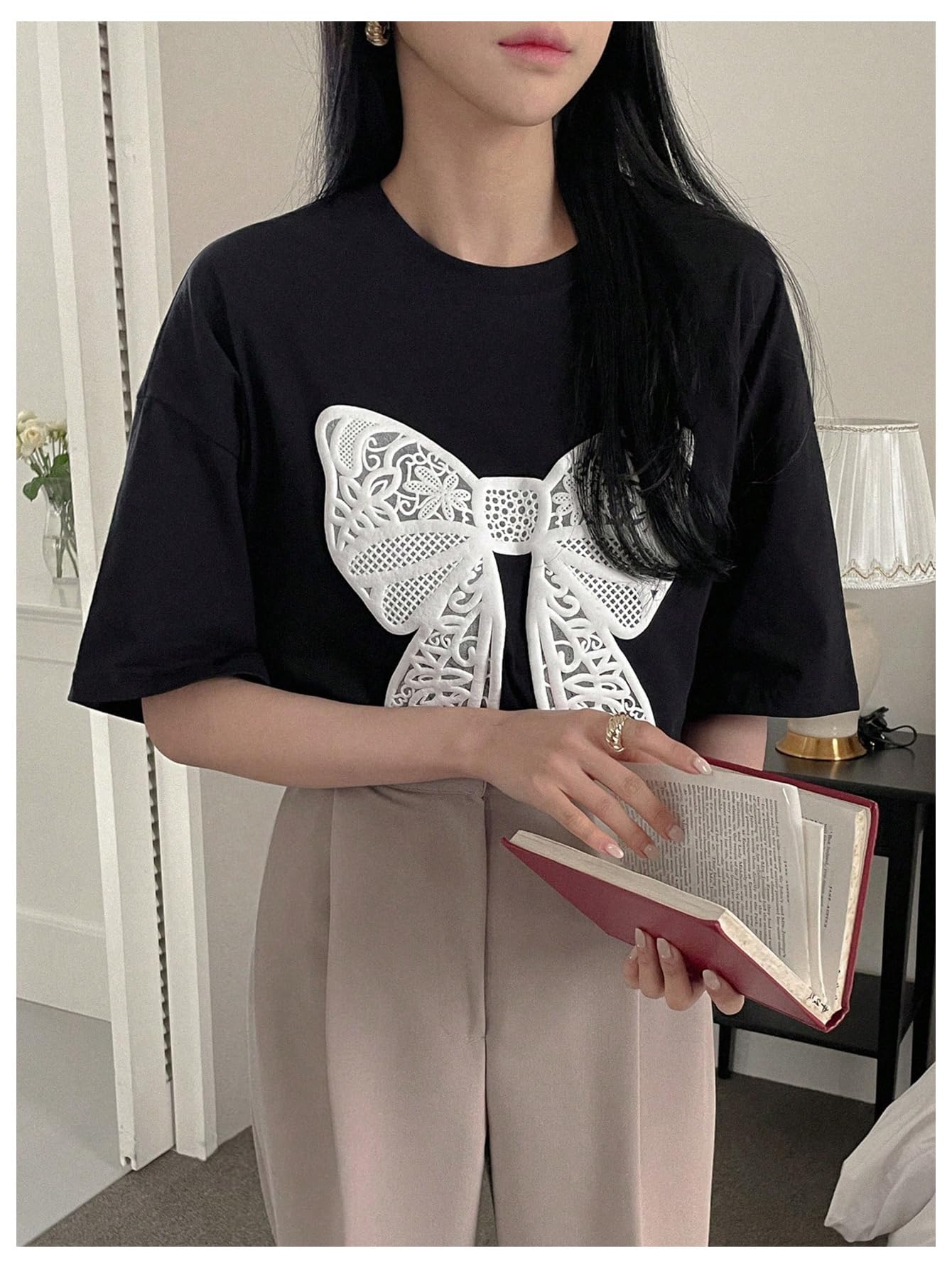 Women's Oversized Graphic T-Shirts - Short Sleeve Crewneck Casual Loose Fit Summer Tee Tops | Trendy Streetwear for Everyday Wear, Weekend Outfits & Vacation Style