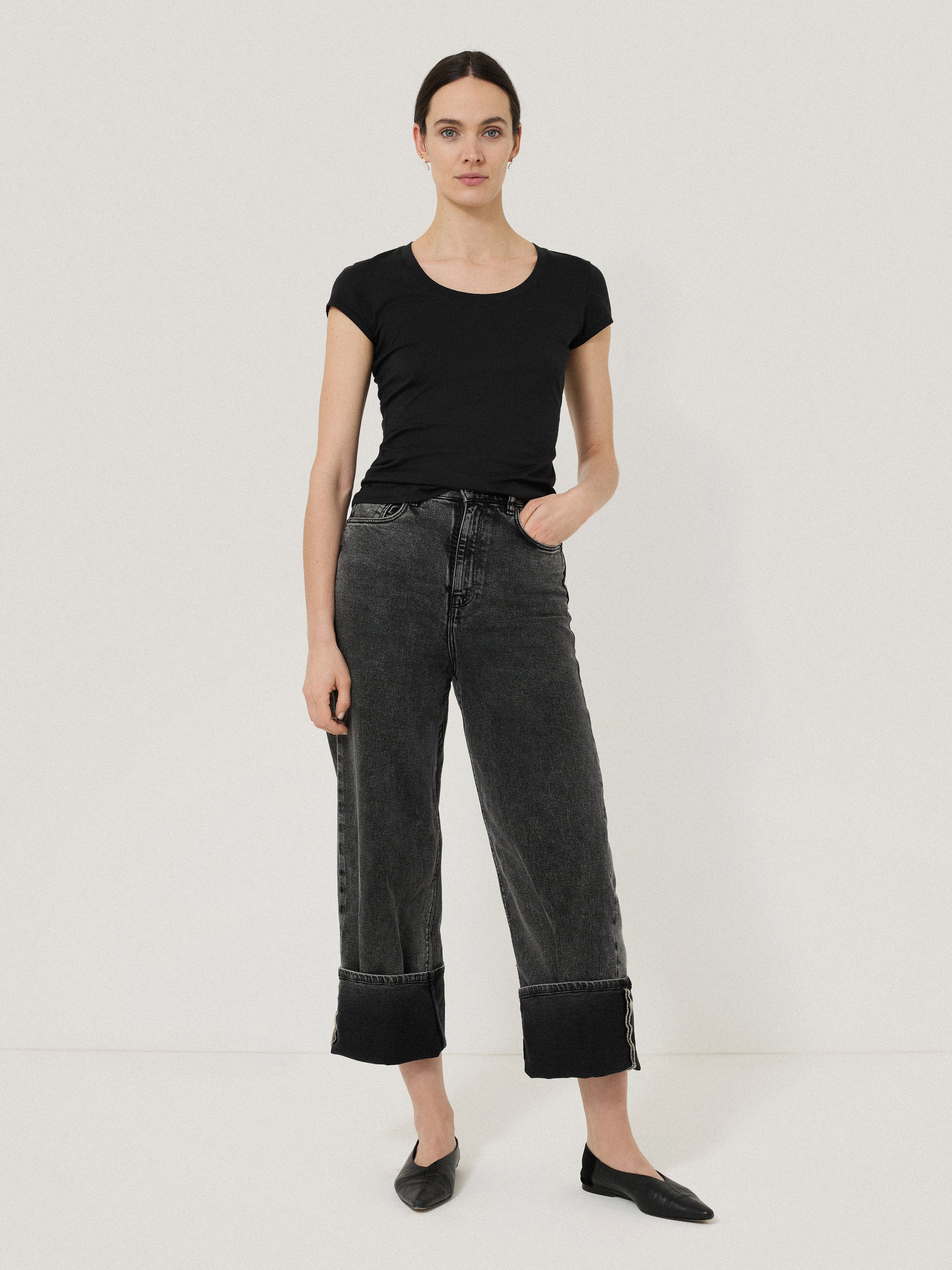 Supima Cotton Scoop Neck T-Shirt for Women - Soft Breathable Short Sleeve Tee - Black - Perfect for Casual Wear, Layering & Everyday Outfits