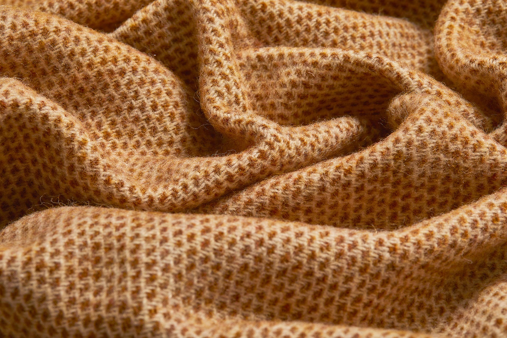 Cozy Autumn Kilkenny Irish Wool Throw Blanket - Warm & Soft Luxury Blanket for Sofa, Bed & Travel - Perfect for Fall Evenings, Winter Nights & Home Decor